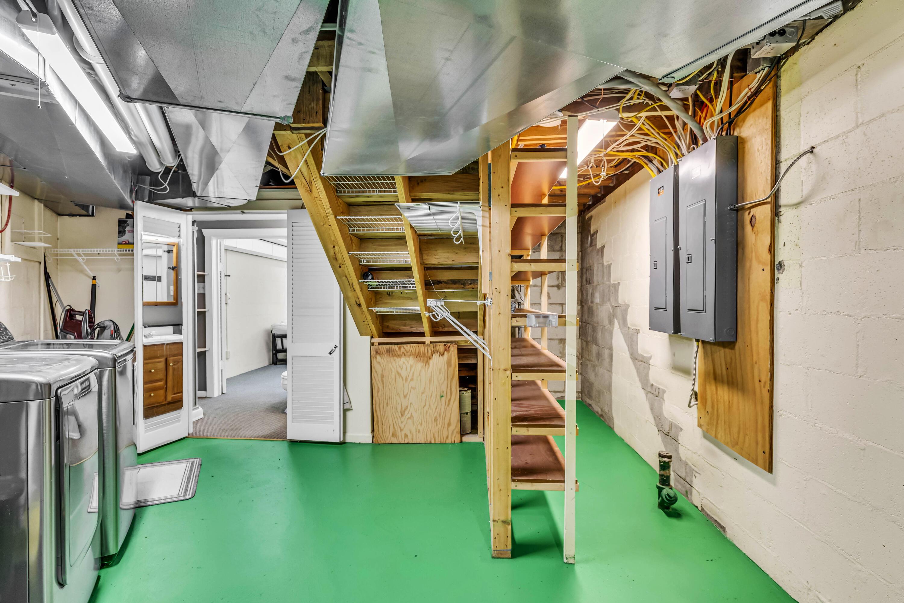 Centerburg, Ohio, 43011, United States, 5 Bedrooms Bedrooms, ,5 BathroomsBathrooms,Residential,Active,1934755