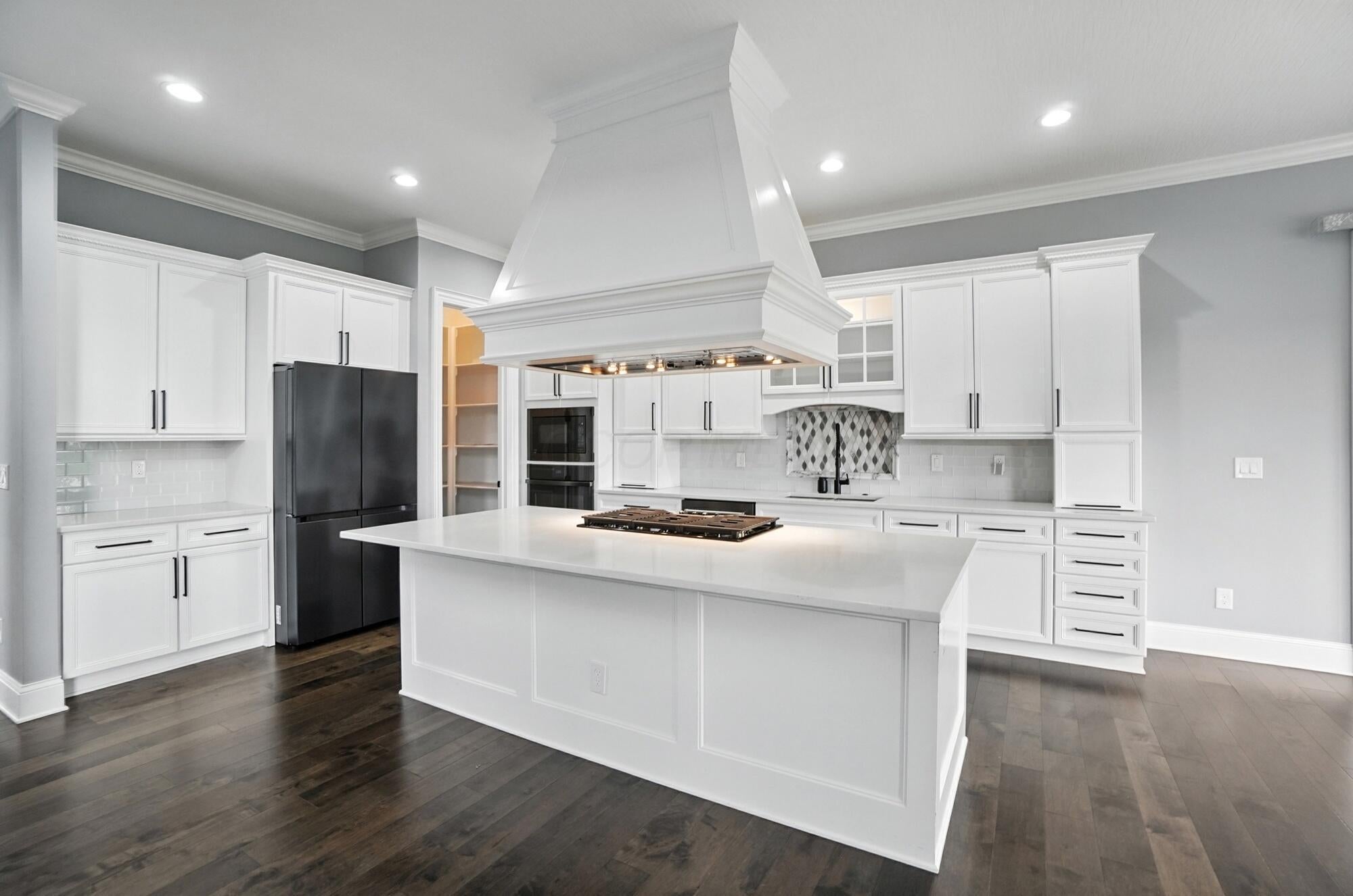 Delaware, Ohio, 43015, United States, 5 Bedrooms Bedrooms, ,7 BathroomsBathrooms,Residential,Active,1910144