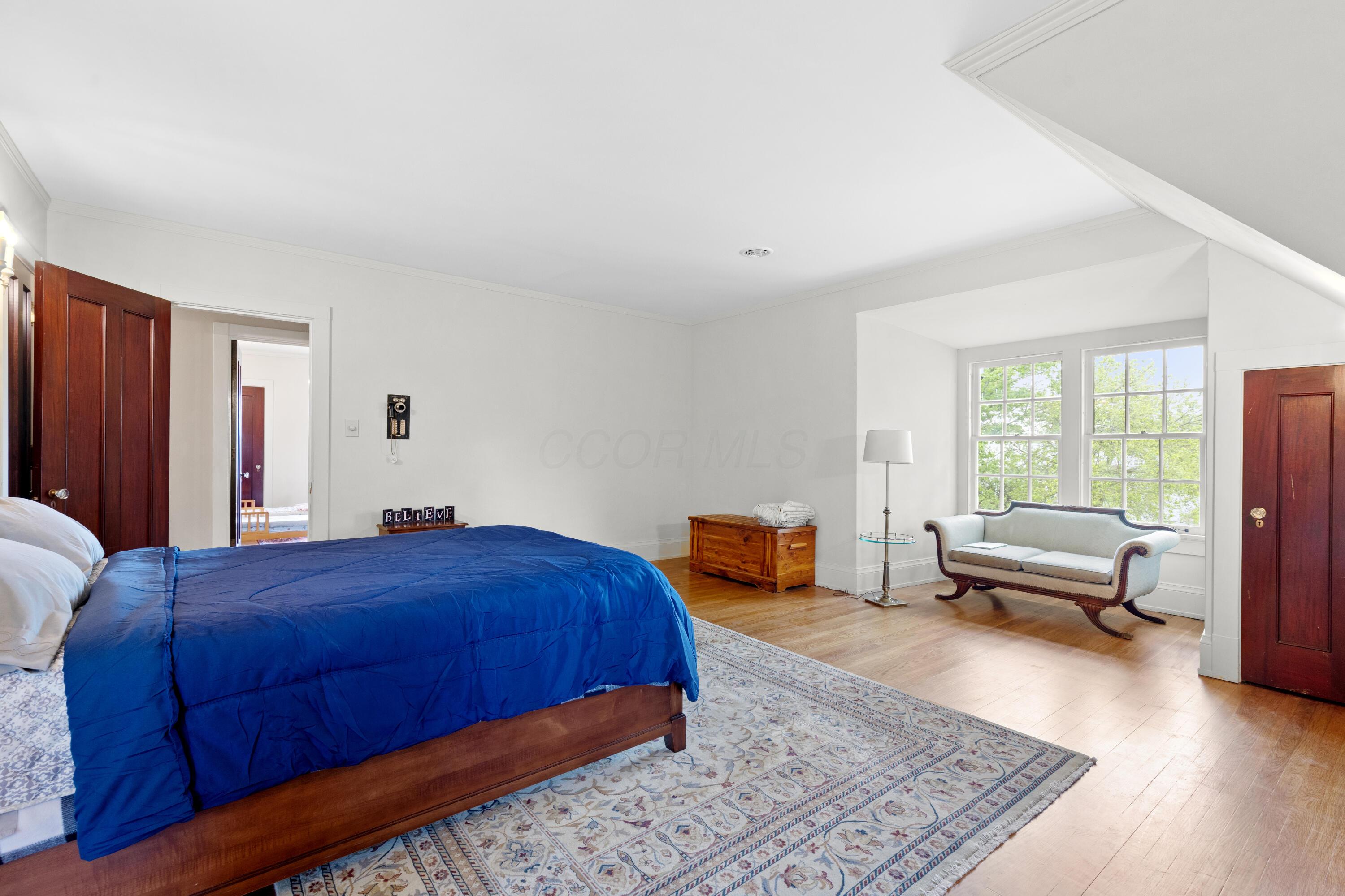 Thornville, Ohio, 43076, United States, 9 Bedrooms Bedrooms, ,7 BathroomsBathrooms,Residential,Active,1821951