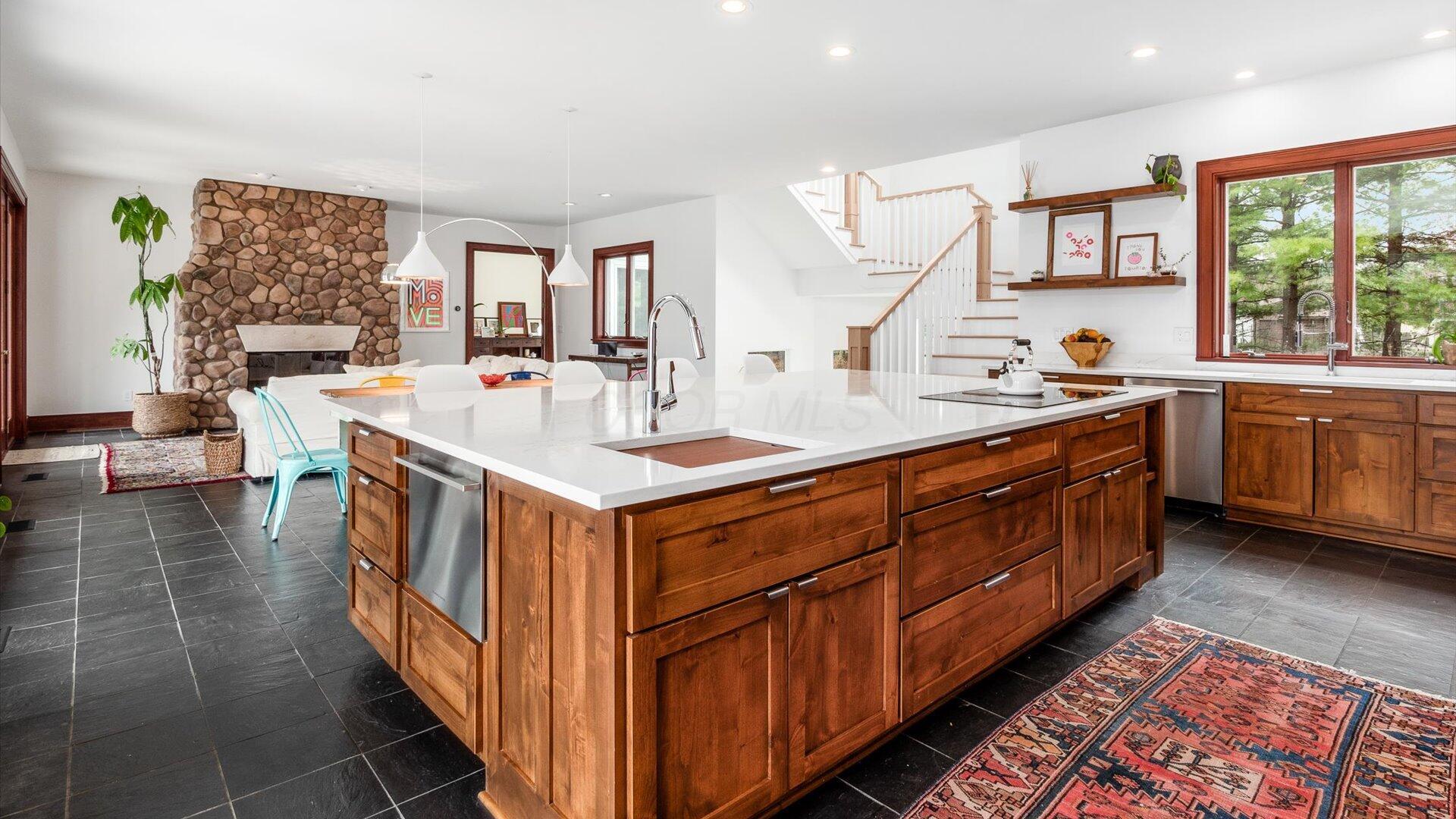 Granville, Ohio, 43023, United States, 4 Bedrooms Bedrooms, ,5 BathroomsBathrooms,Residential,Active,2015467