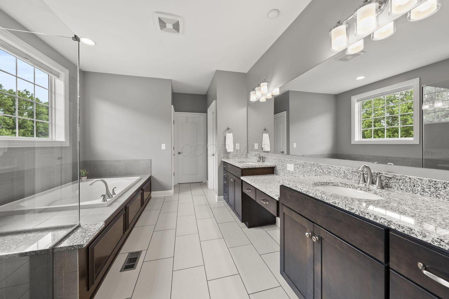 New Albany, Ohio, 43054, United States, 5 Bedrooms Bedrooms, ,5 BathroomsBathrooms,Residential,Active,2007958