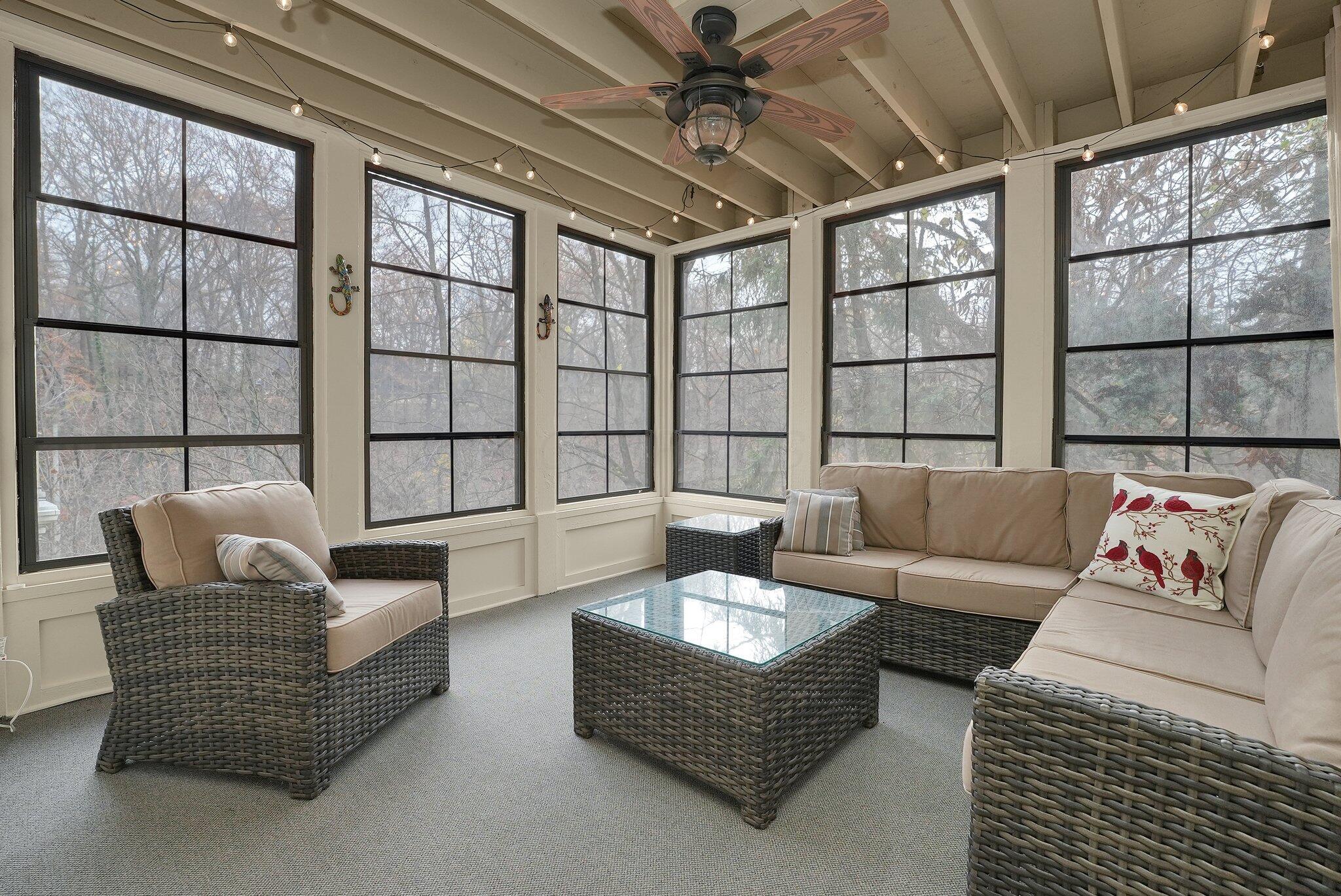 Columbus, Ohio, 43202, United States, 4 Bedrooms Bedrooms, ,4 BathroomsBathrooms,Residential,Active,1748765