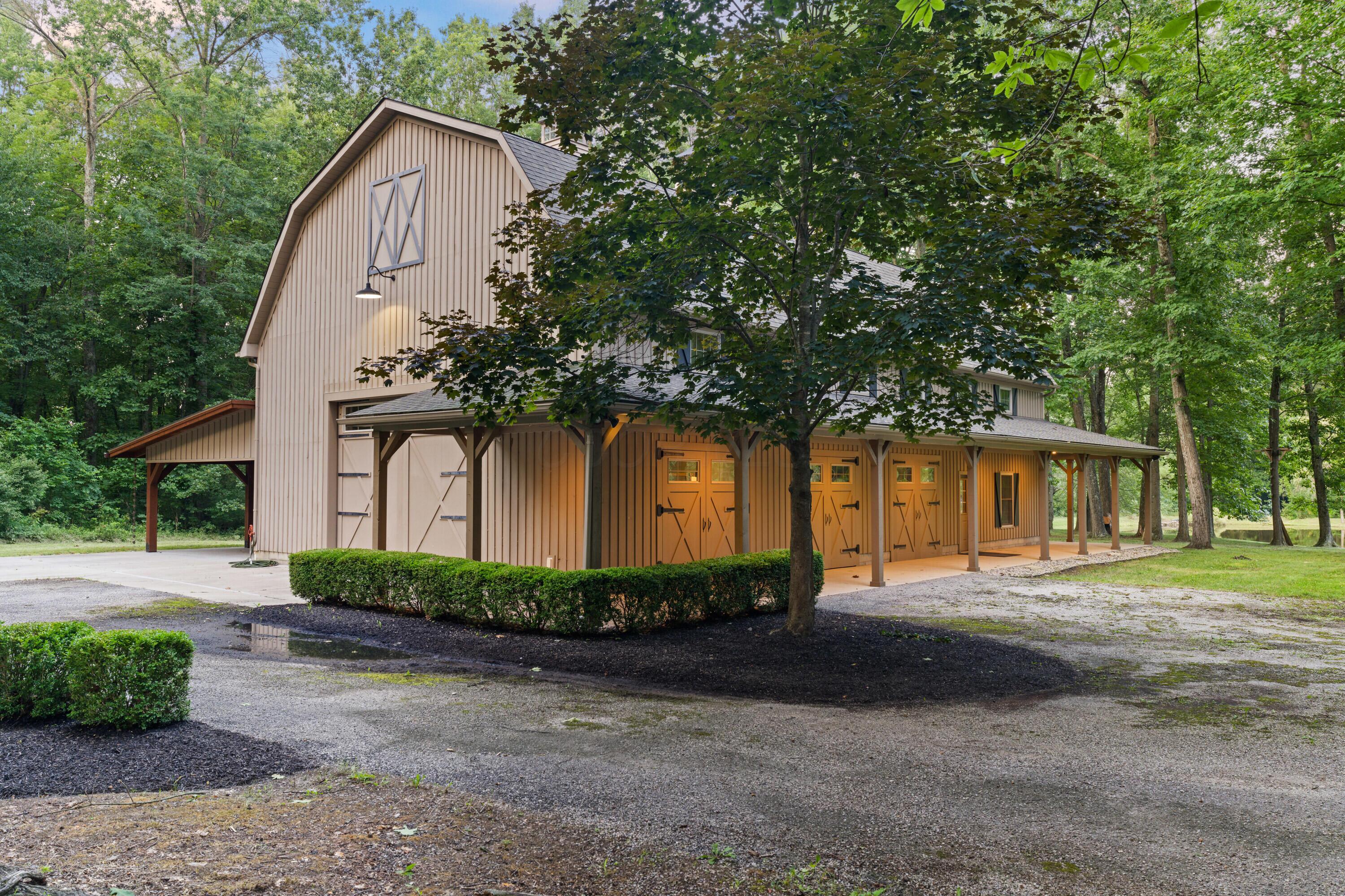 Sunbury, Ohio, 43074, United States, 5 Bedrooms Bedrooms, ,7 BathroomsBathrooms,Residential,Active,1912834