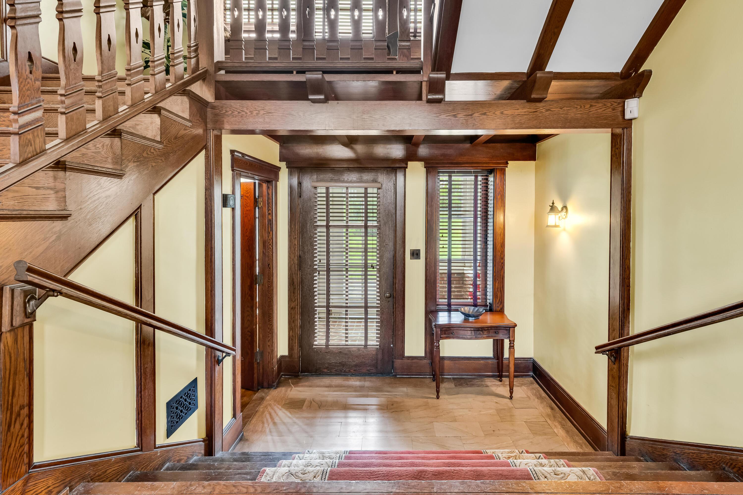 Thornville, Ohio, 43076, United States, 9 Bedrooms Bedrooms, ,7 BathroomsBathrooms,Residential,Active,1821951