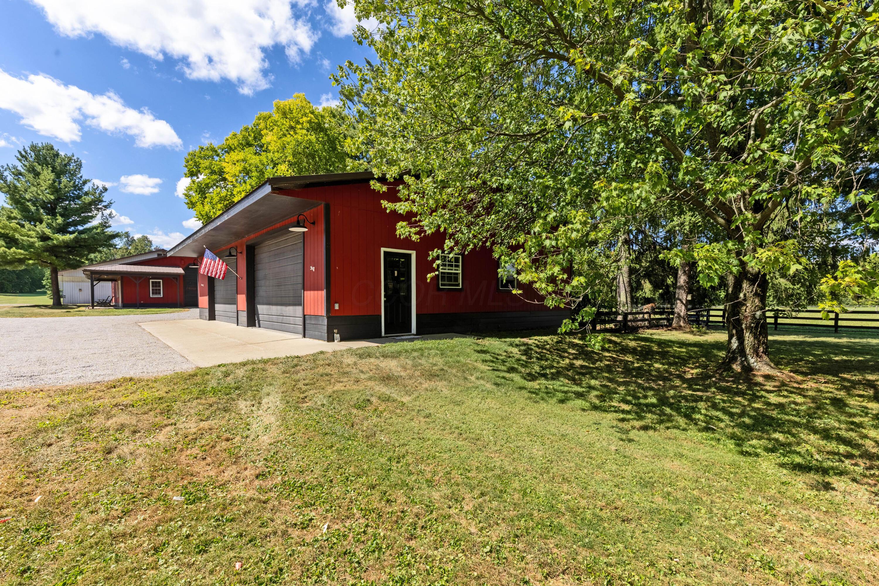 Centerburg, Ohio, 43011, United States, 5 Bedrooms Bedrooms, ,5 BathroomsBathrooms,Residential,Active,1999913