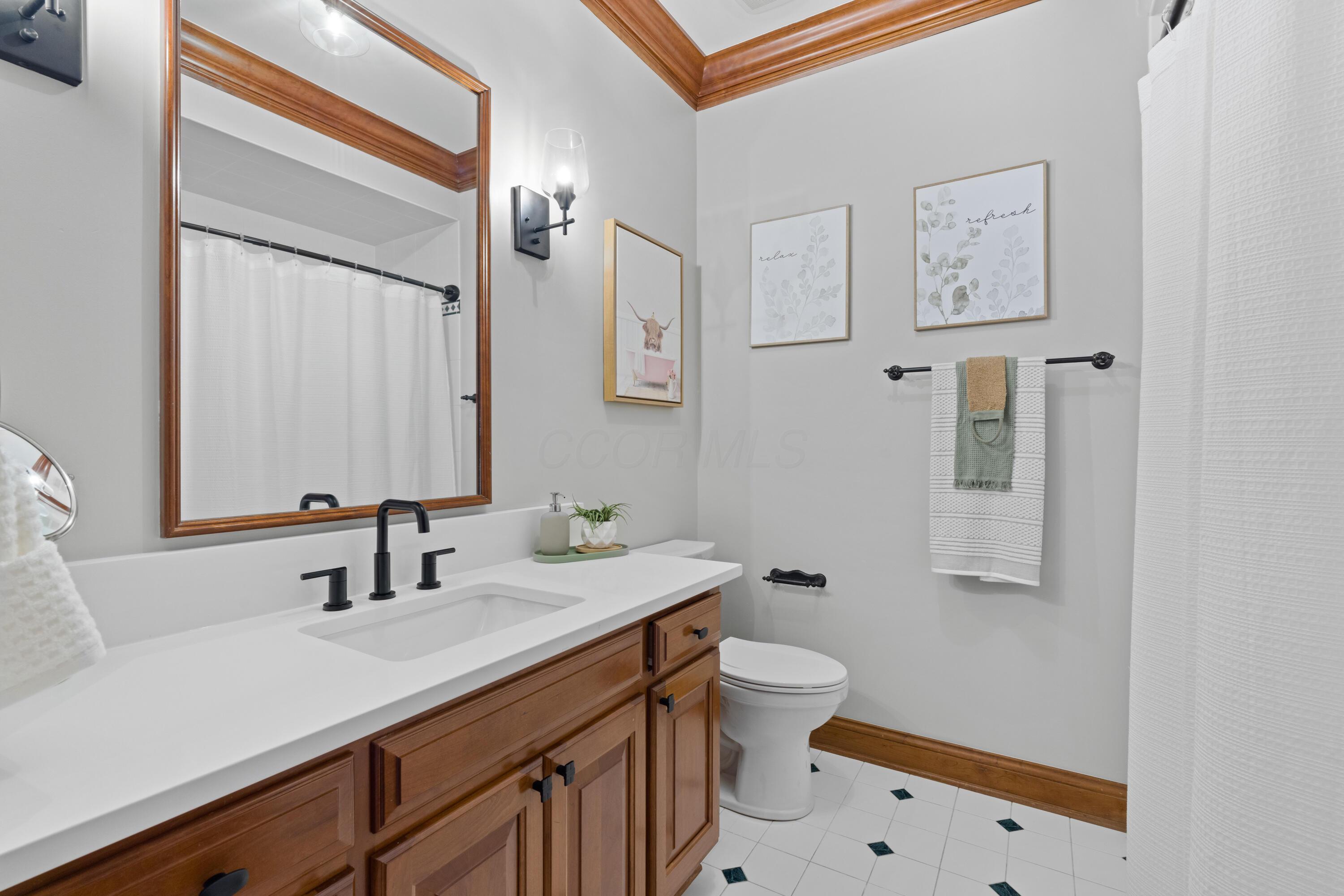 Sunbury, Ohio, 43074, United States, 5 Bedrooms Bedrooms, ,7 BathroomsBathrooms,Residential,Active,1912834