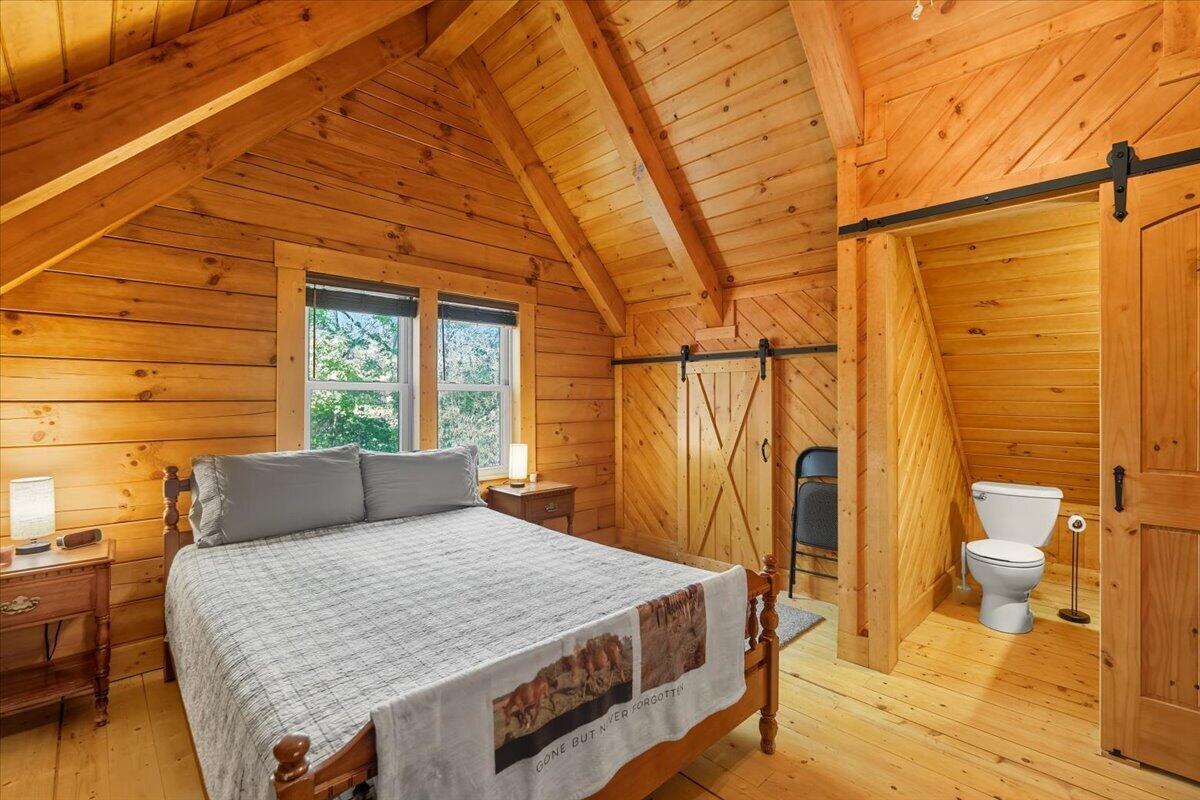 Fredericktown, Ohio, 43019, United States, 8 Bedrooms Bedrooms, ,7 BathroomsBathrooms,Residential,Active,1953994