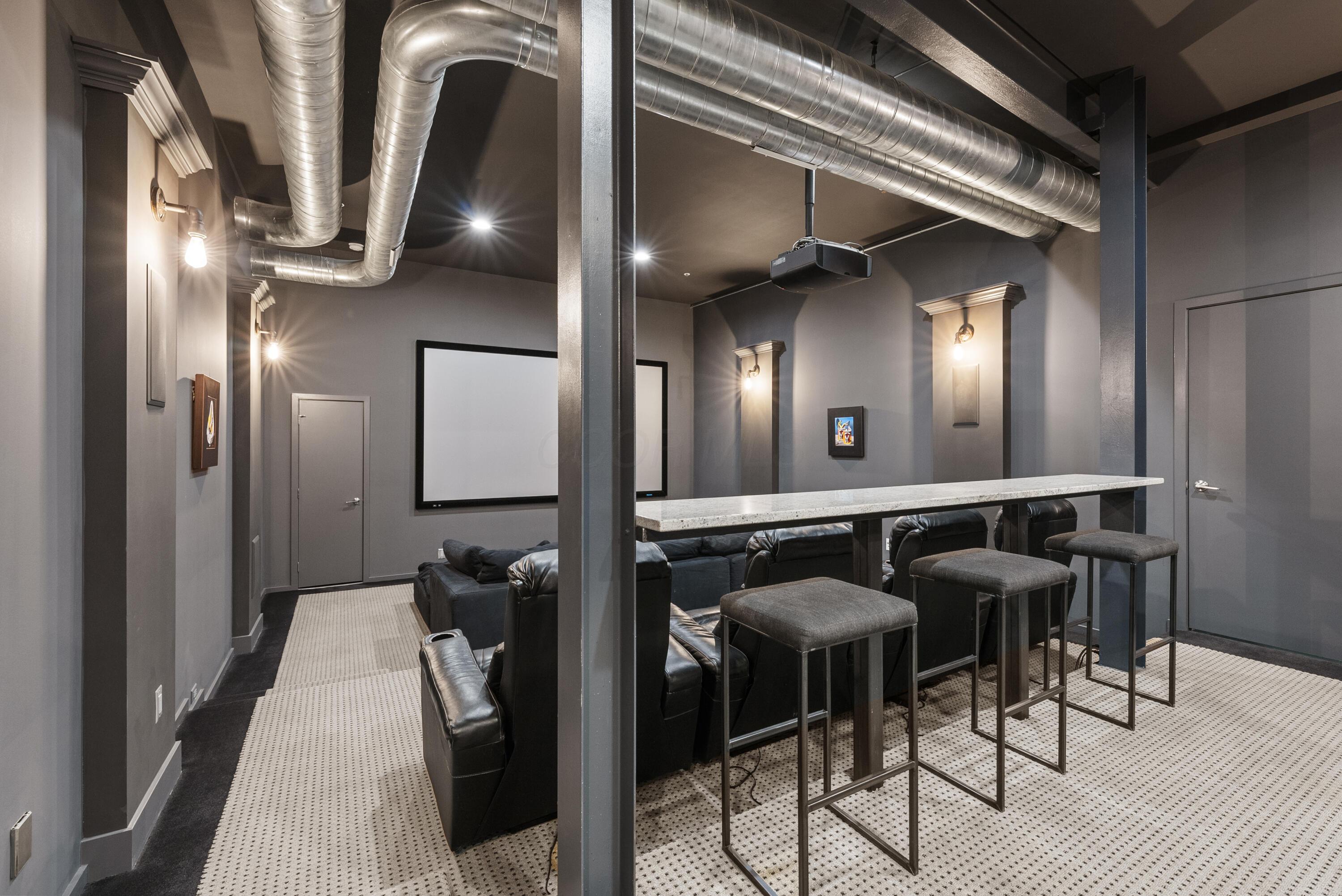 Columbus, Ohio, 43201, United States, 3 Bedrooms Bedrooms, ,5 BathroomsBathrooms,Residential,Active,1894778