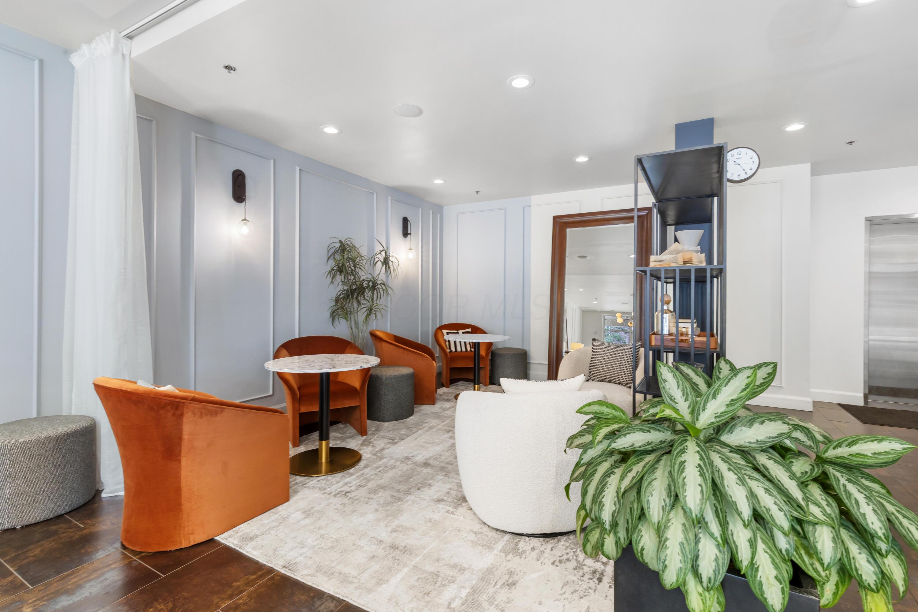 Columbus, Ohio, 43215, United States, 3 Bedrooms Bedrooms, ,4 BathroomsBathrooms,Residential,Active,1954011