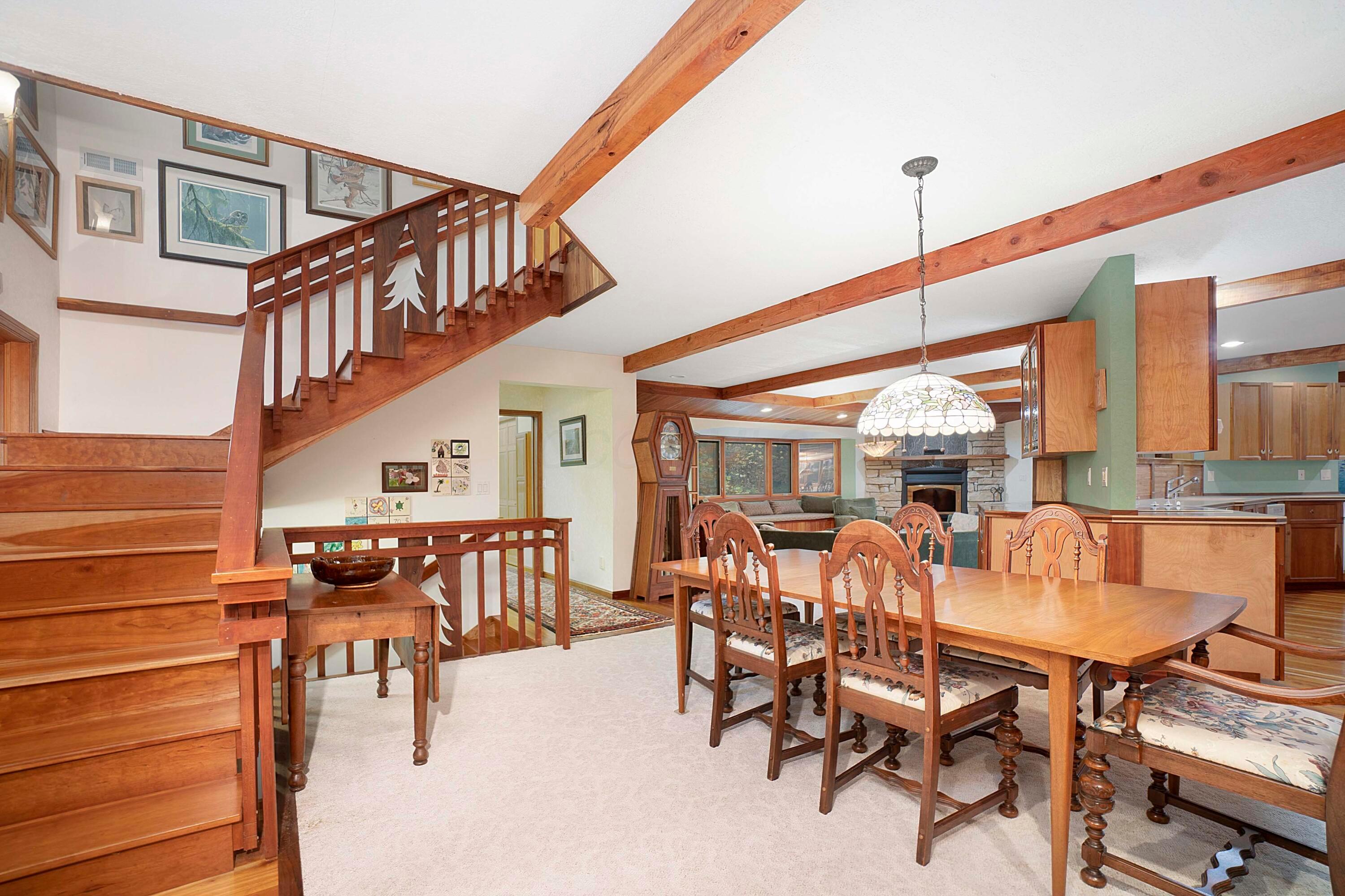 Rockbridge, Ohio, 43149, United States, 3 Bedrooms Bedrooms, ,4 BathroomsBathrooms,Residential,Active,1992551