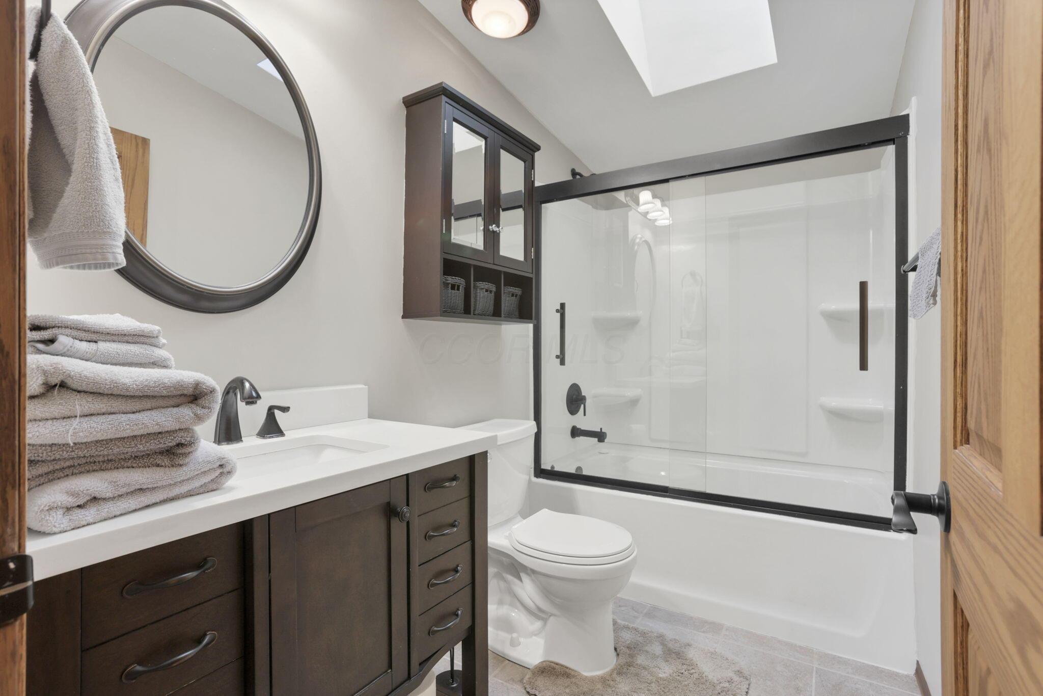 Logan, Ohio, 43138, United States, 3 Bedrooms Bedrooms, ,2 BathroomsBathrooms,Residential,Active,1990660