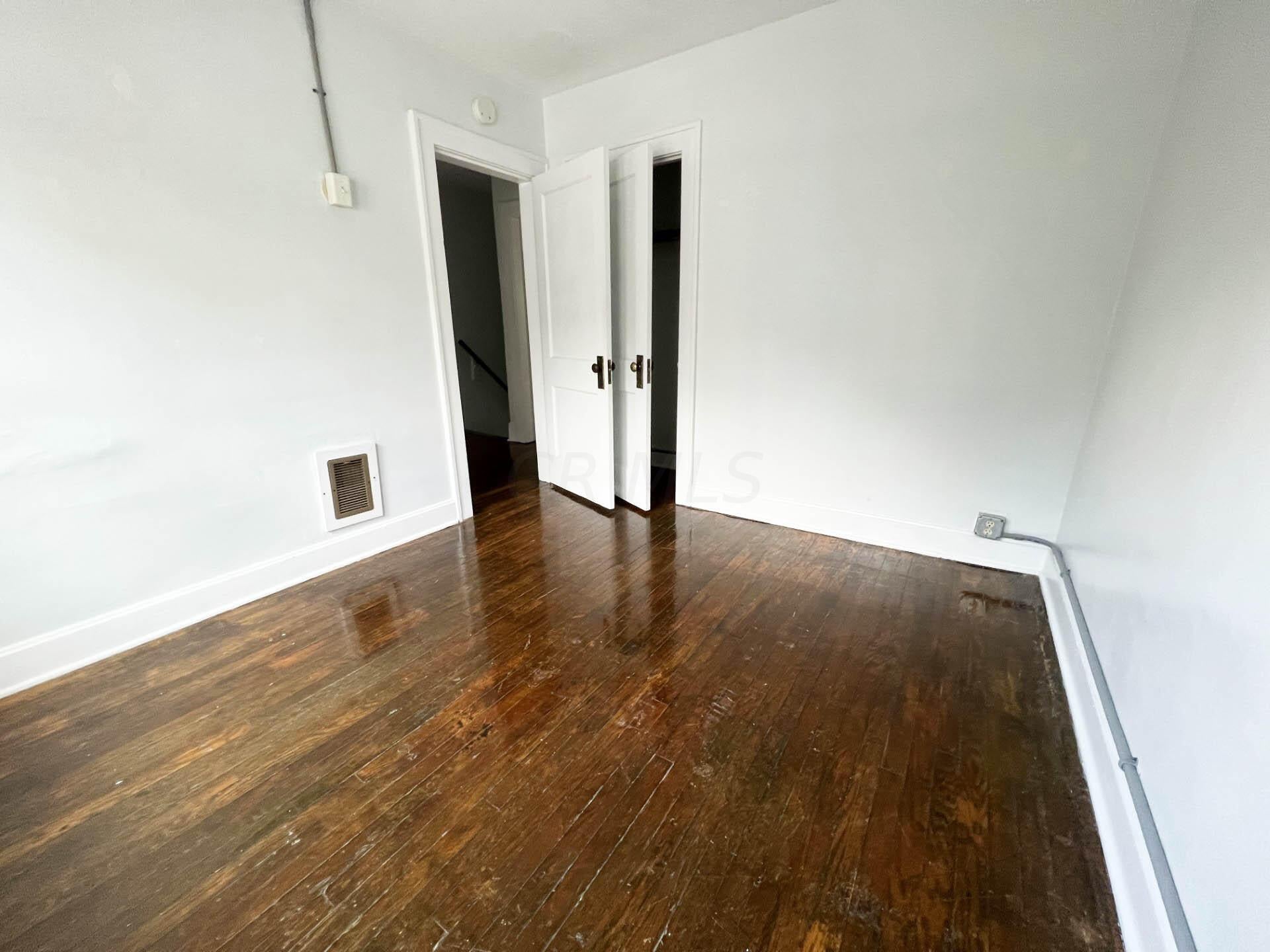 Columbus, Ohio, 43201, United States, ,Residential,Active,1943810