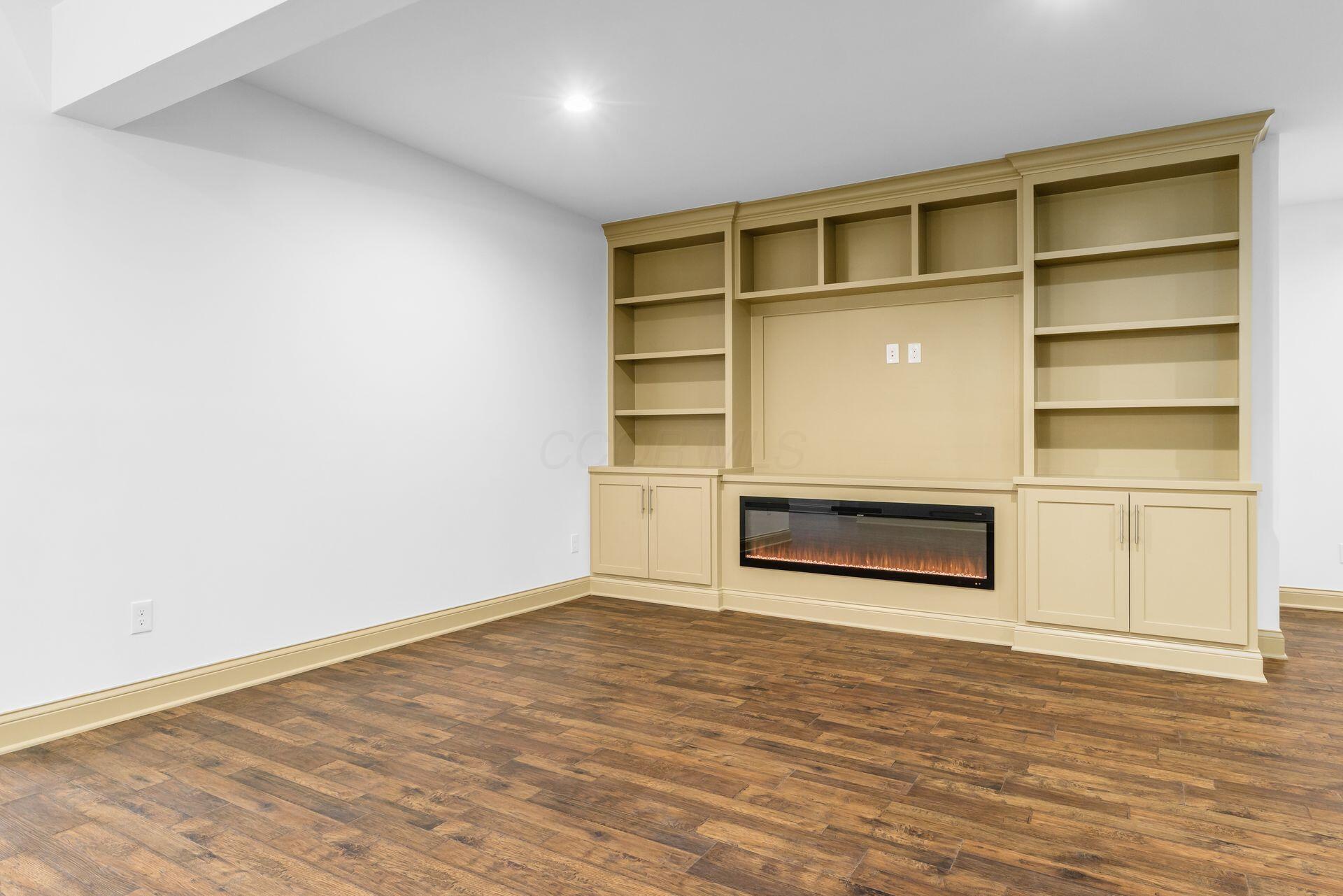 Sunbury, Ohio, 43074, United States, 4 Bedrooms Bedrooms, ,6 BathroomsBathrooms,Residential,Active,2007229