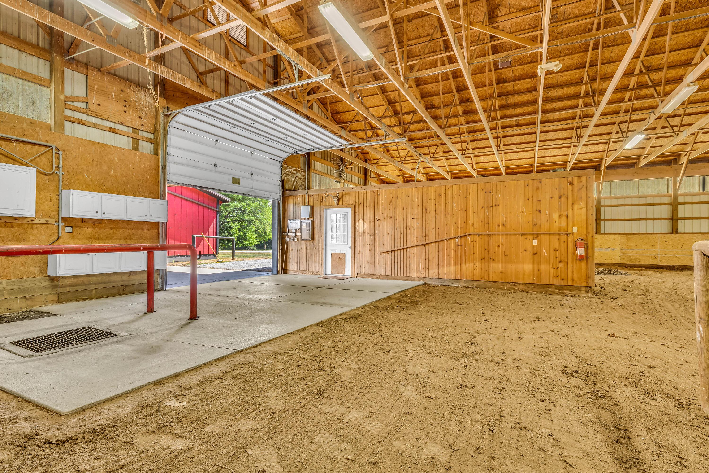 Centerburg, Ohio, 43011, United States, 5 Bedrooms Bedrooms, ,5 BathroomsBathrooms,Residential,Active,1999913