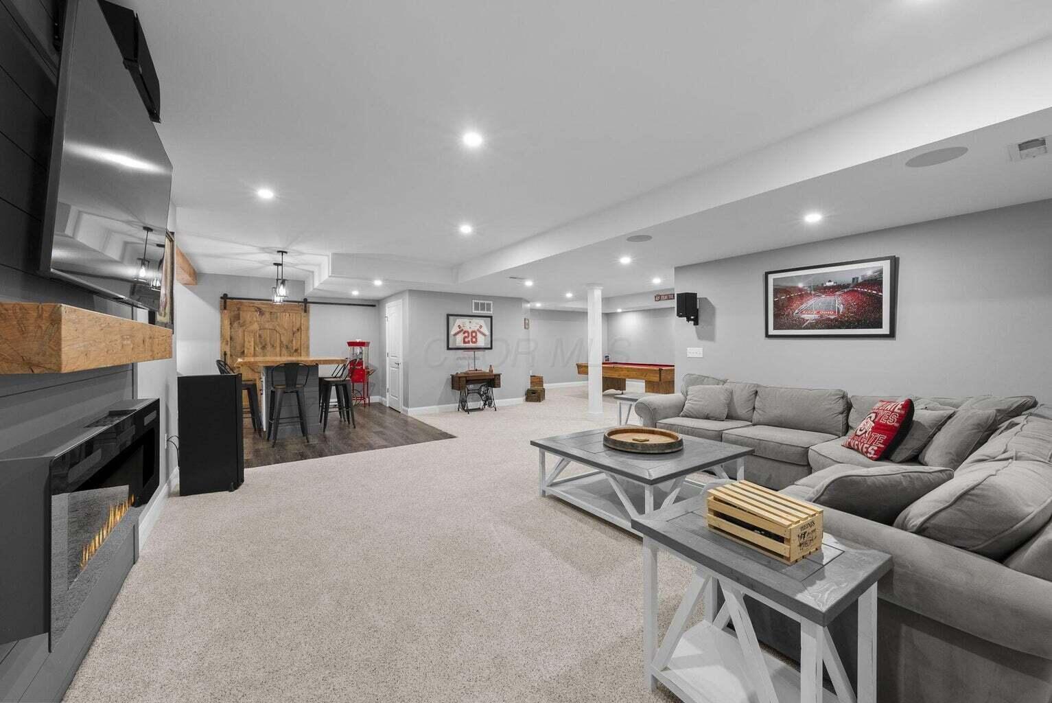 New Albany, Ohio, 43054, United States, 5 Bedrooms Bedrooms, ,5 BathroomsBathrooms,Residential,Active,2007958