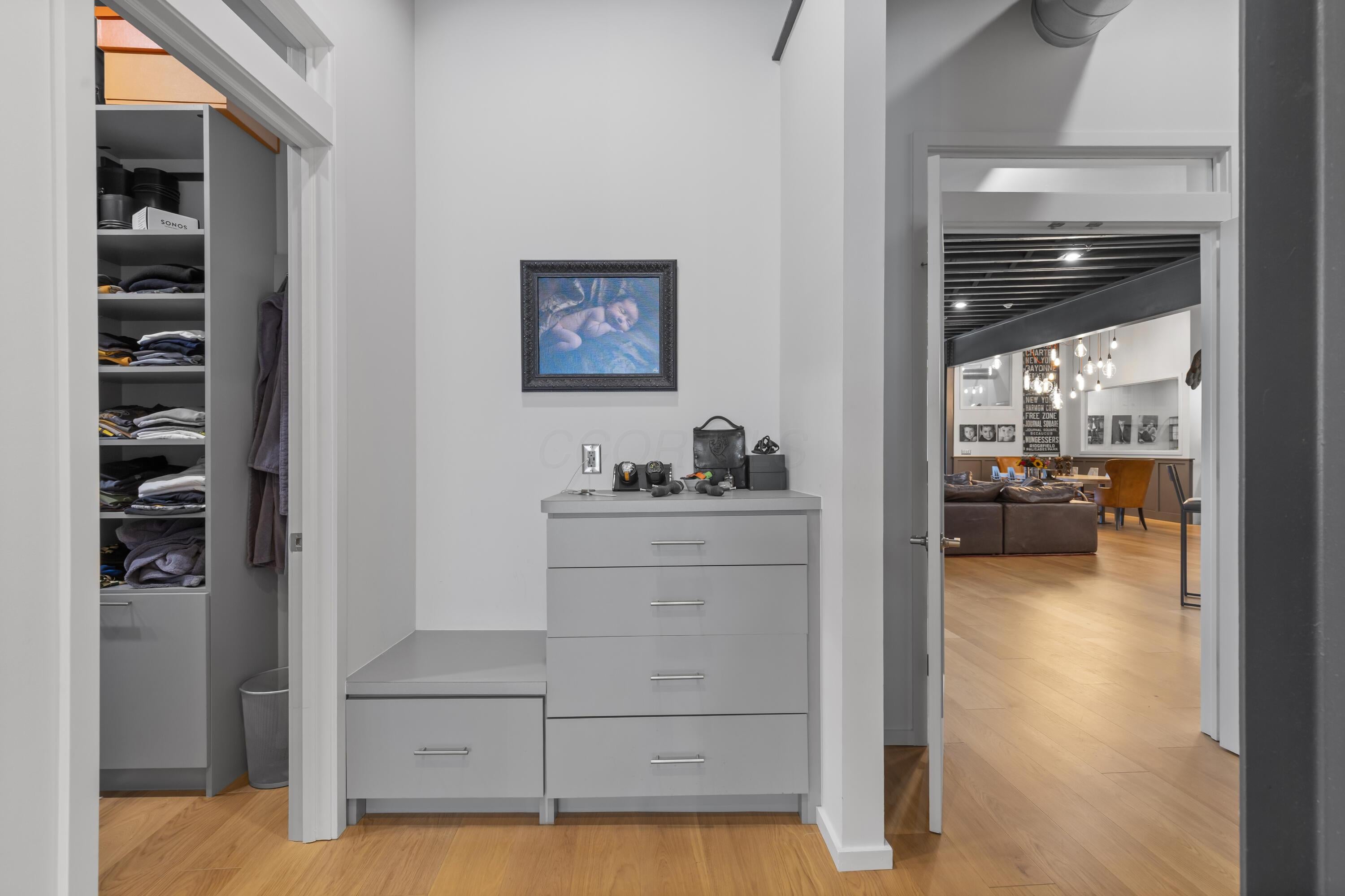 Columbus, Ohio, 43201, United States, 3 Bedrooms Bedrooms, ,5 BathroomsBathrooms,Residential,Active,1894778