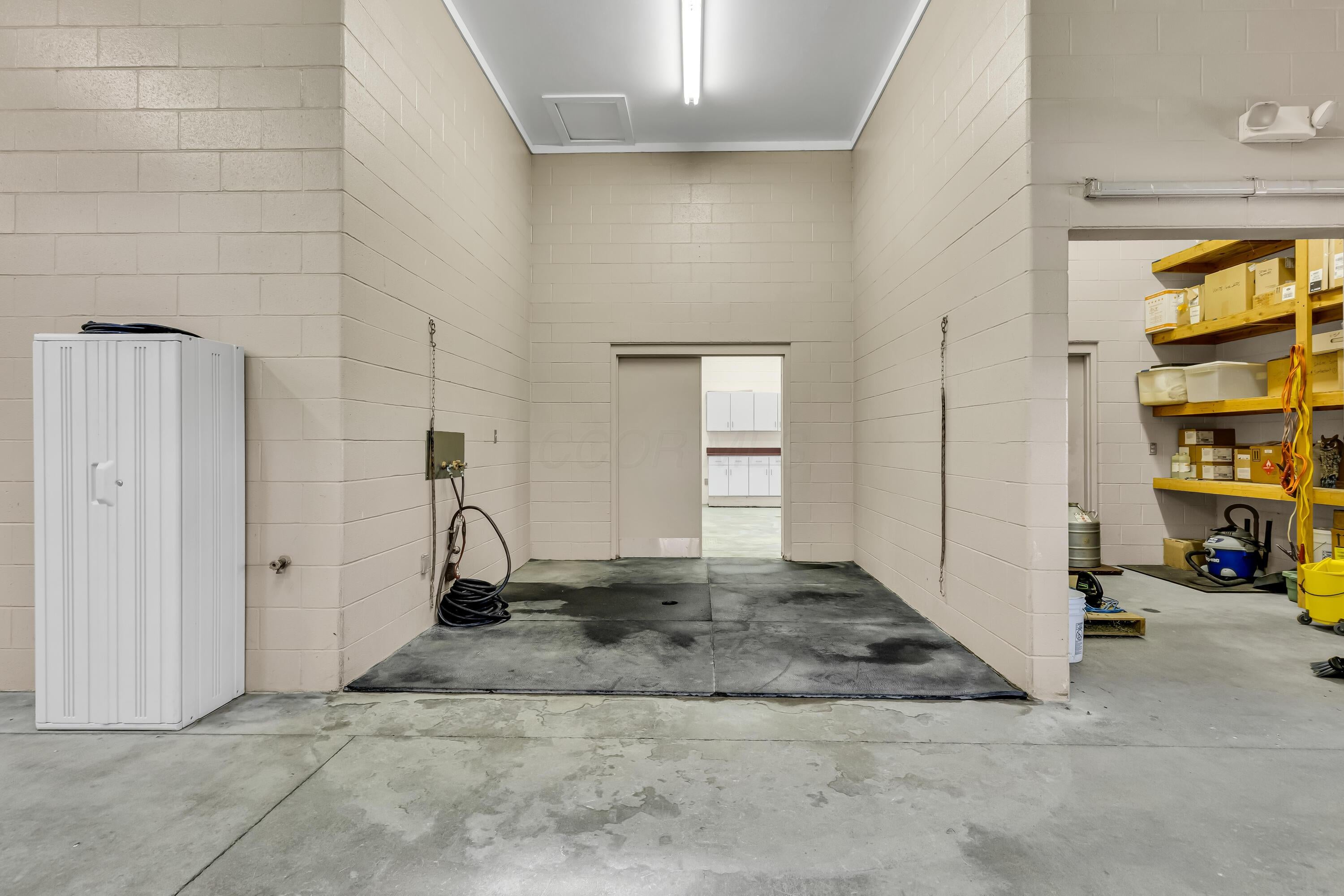 Lancaster, Ohio, 43130, United States, 4 Bedrooms Bedrooms, ,4 BathroomsBathrooms,Residential,Active,1910133