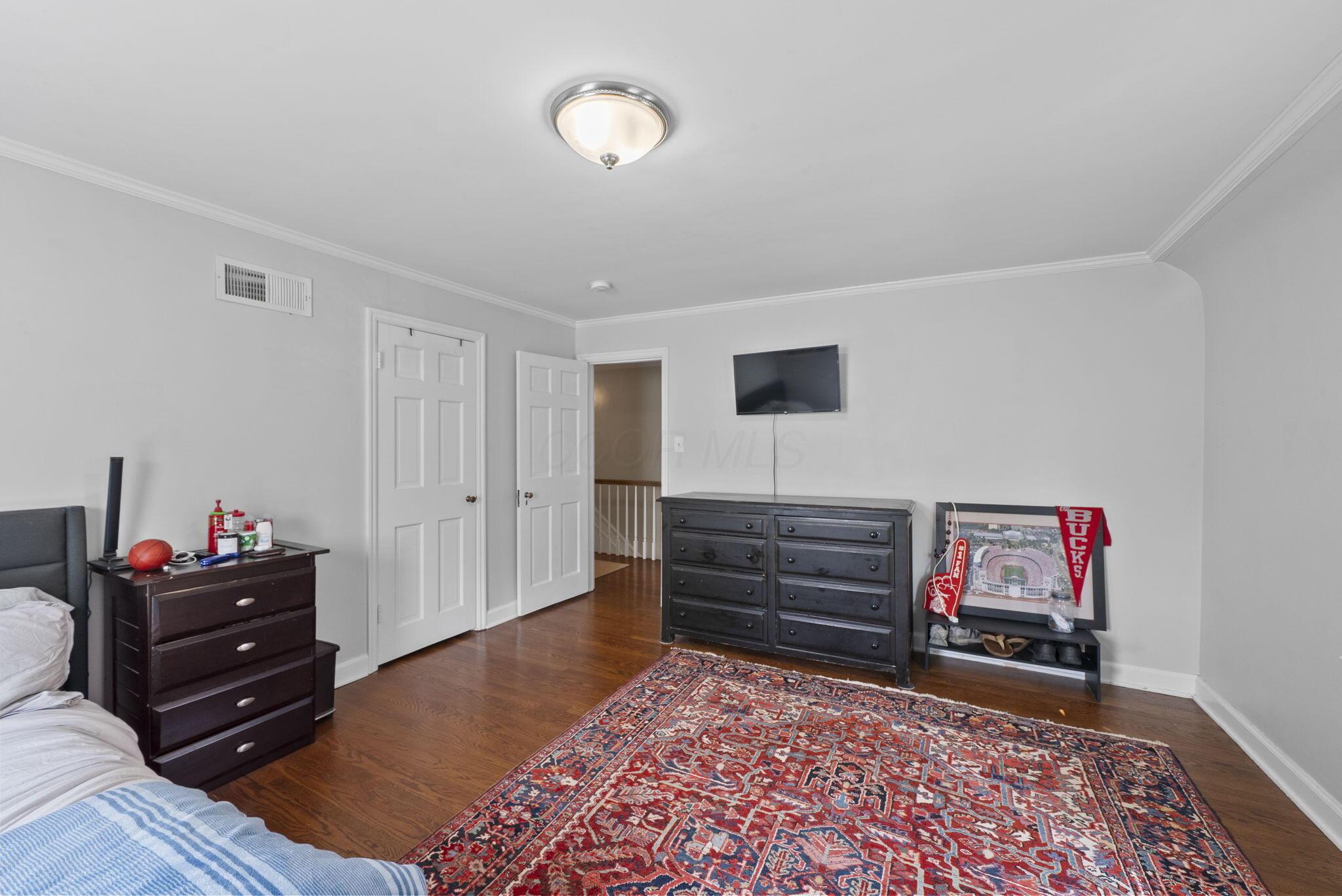 Columbus, Ohio, 43221, United States, 4 Bedrooms Bedrooms, ,5 BathroomsBathrooms,Residential,Active,1953422