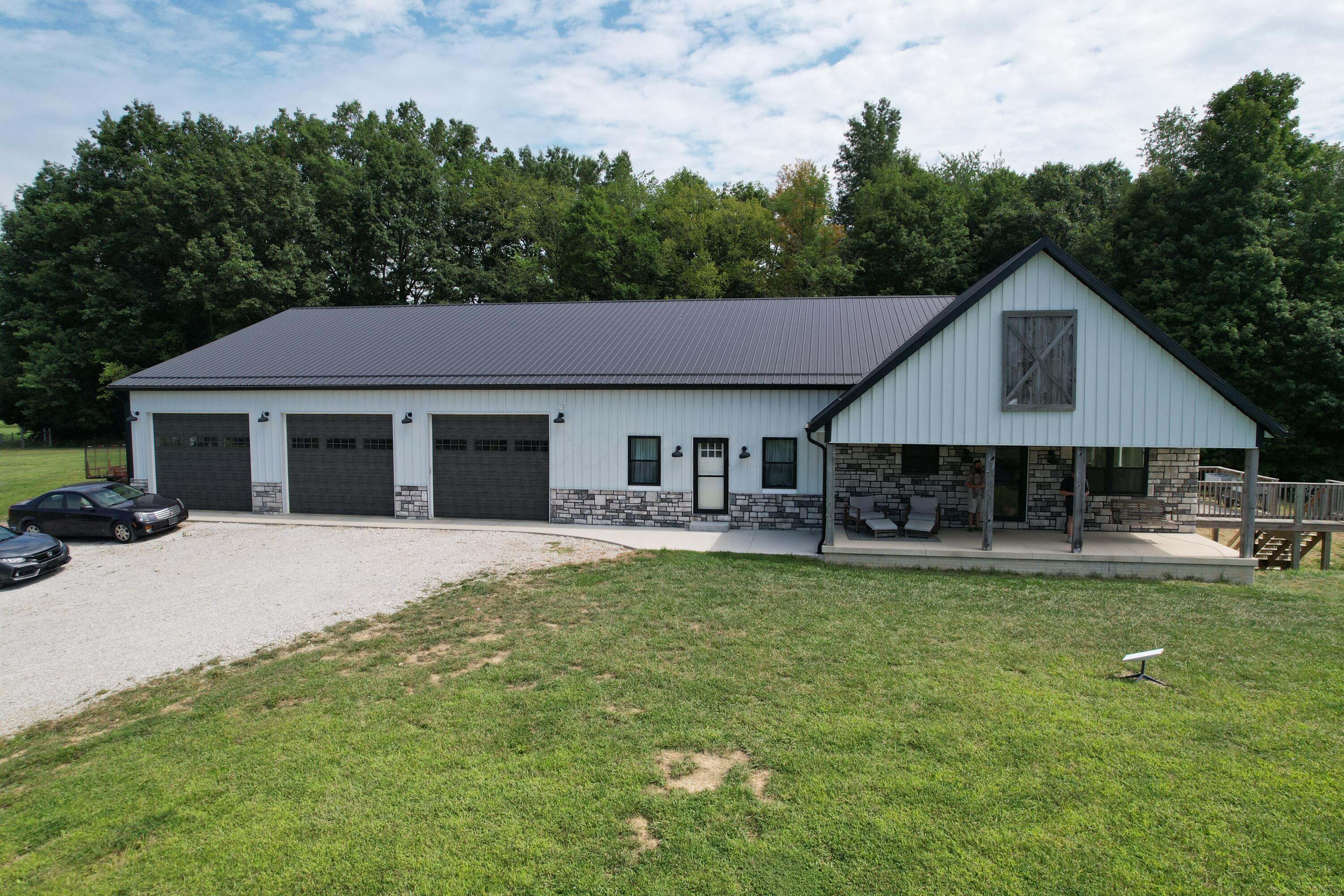 Centerburg, Ohio, 43011, United States, 4 Bedrooms Bedrooms, ,4 BathroomsBathrooms,Residential,Active,1903198