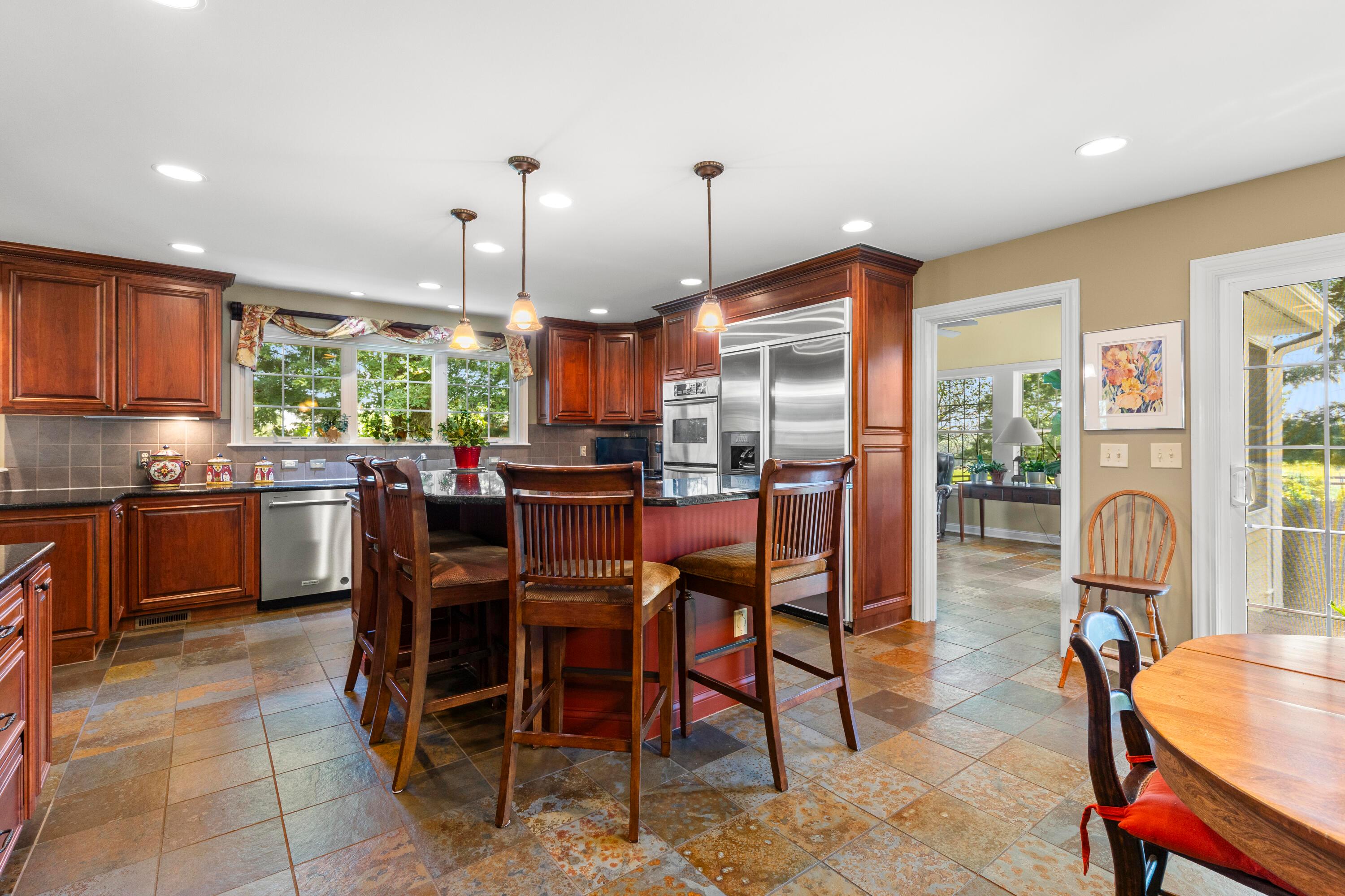 Lancaster, Ohio, 43130, United States, 4 Bedrooms Bedrooms, ,4 BathroomsBathrooms,Residential,Active,1910133