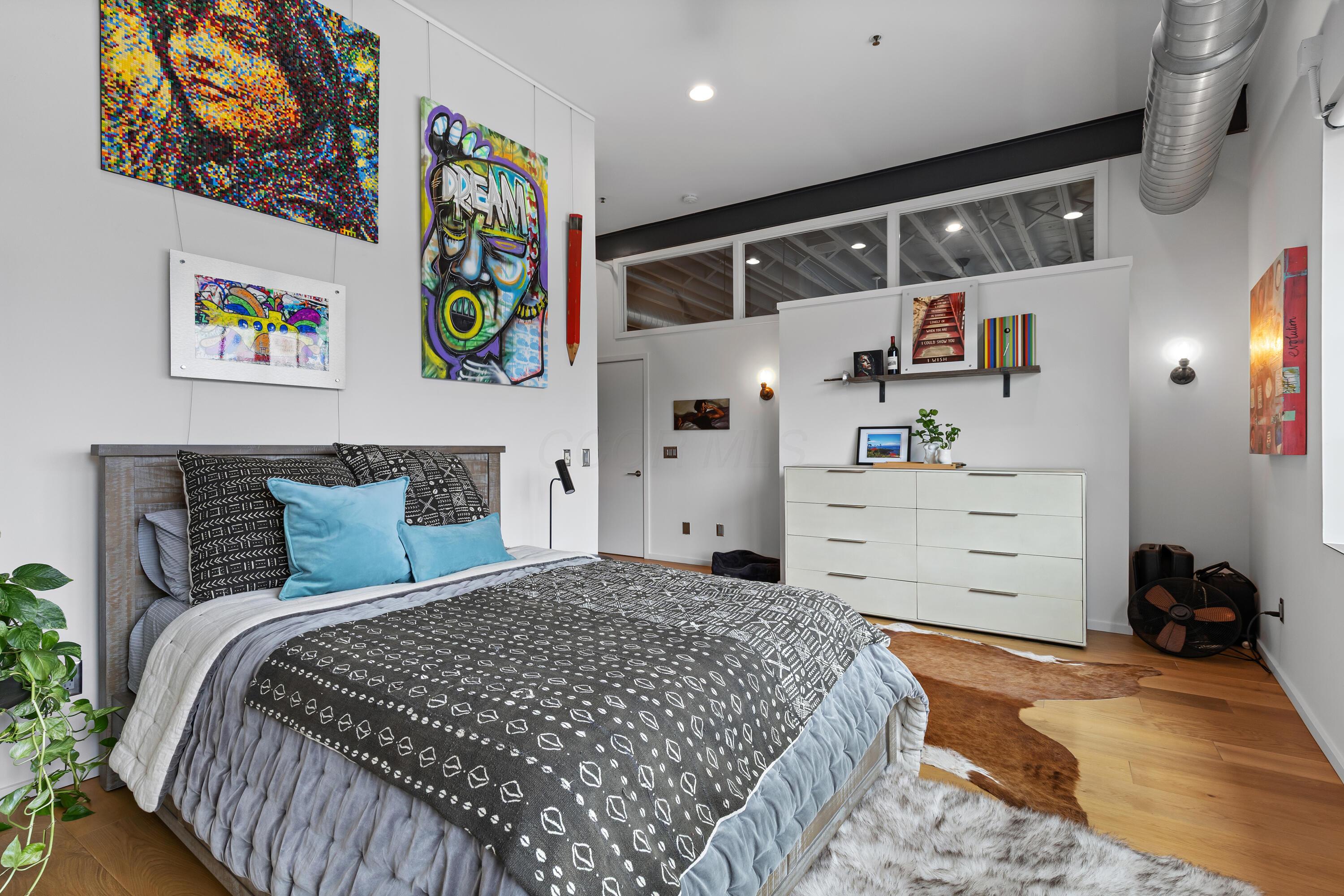 Columbus, Ohio, 43201, United States, 3 Bedrooms Bedrooms, ,5 BathroomsBathrooms,Residential,Active,1894778