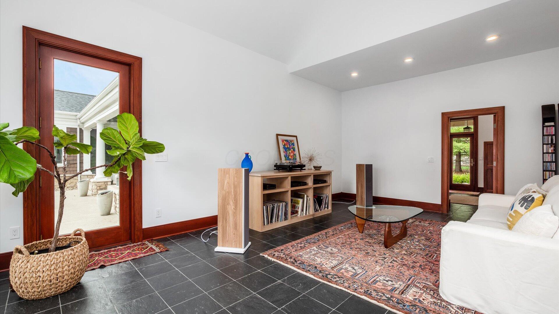 Granville, Ohio, 43023, United States, 4 Bedrooms Bedrooms, ,5 BathroomsBathrooms,Residential,Active,2015467