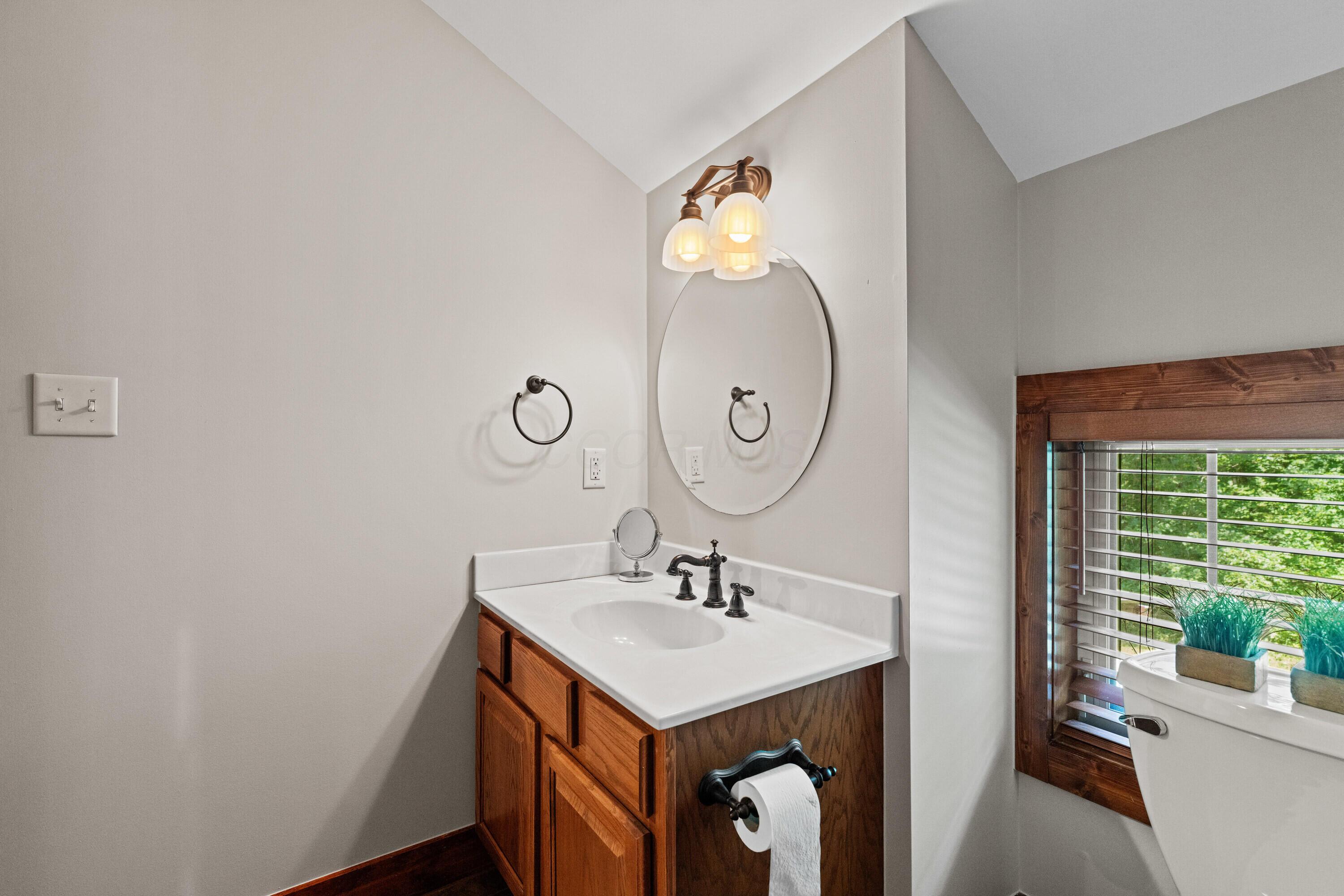 Sunbury, Ohio, 43074, United States, 5 Bedrooms Bedrooms, ,7 BathroomsBathrooms,Residential,Active,1912834