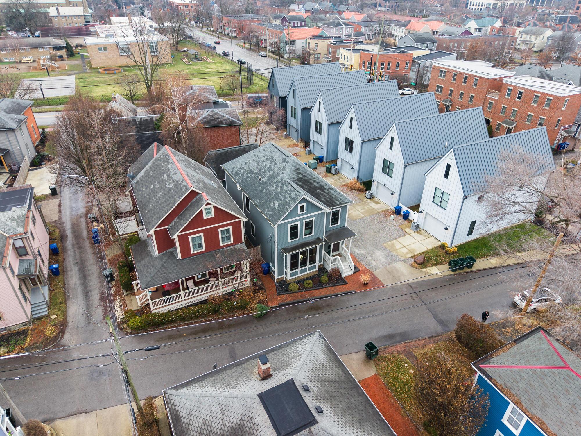 Columbus, Ohio, 43201, United States, 4 Bedrooms Bedrooms, ,4 BathroomsBathrooms,Residential,Active,2008741