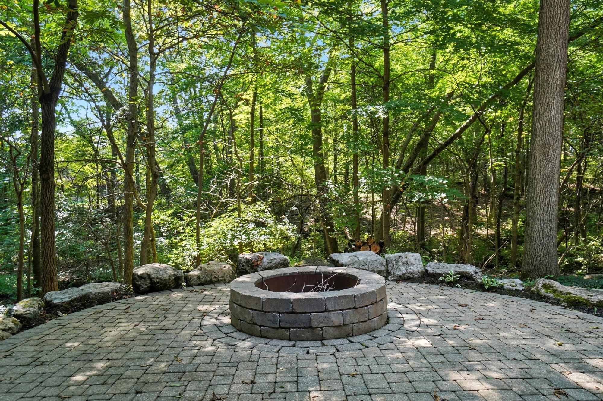 Powell, Ohio, 43065, United States, 5 Bedrooms Bedrooms, ,5 BathroomsBathrooms,Residential,Active,1871632