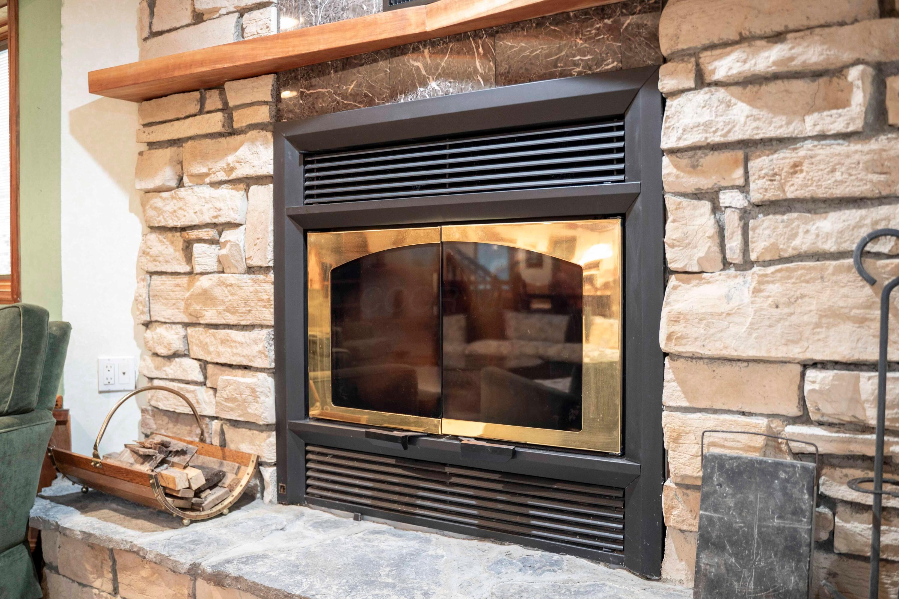 Rockbridge, Ohio, 43149, United States, 3 Bedrooms Bedrooms, ,4 BathroomsBathrooms,Residential,Active,1992551