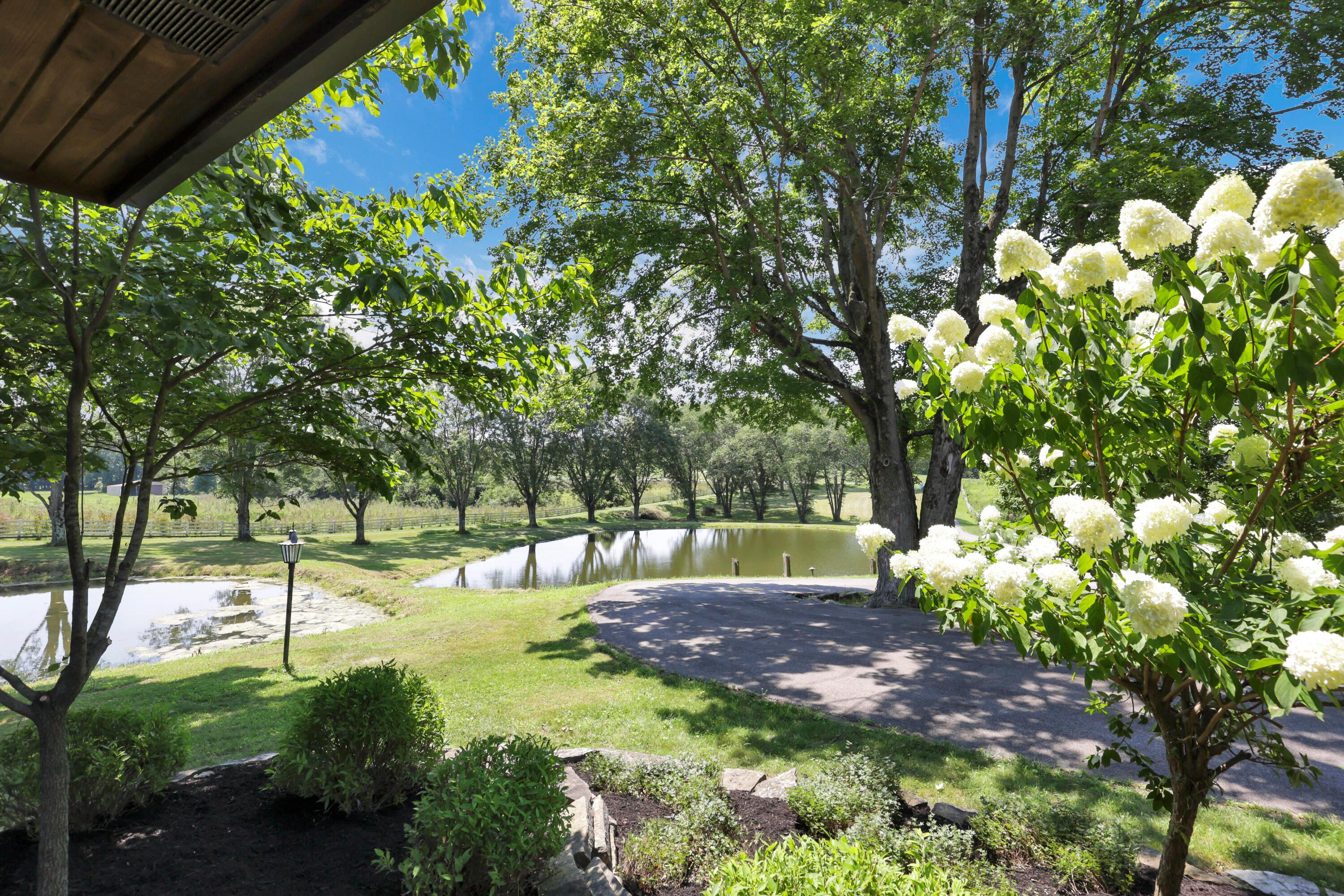 Newark, Ohio, 43055, United States, 5 Bedrooms Bedrooms, ,6 BathroomsBathrooms,Residential,Active,1909629