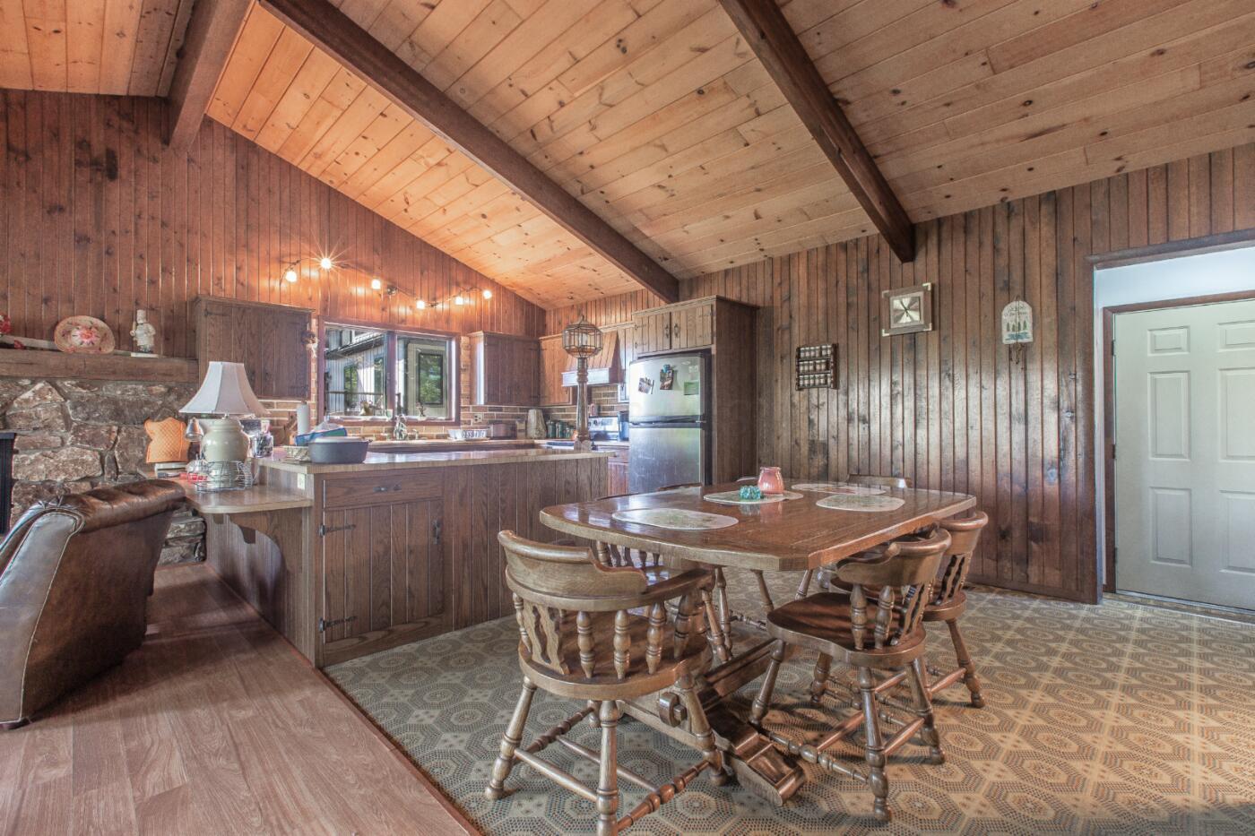 Howard, Ohio, 43028, United States, 4 Bedrooms Bedrooms, ,2 BathroomsBathrooms,Residential,Active,1963270