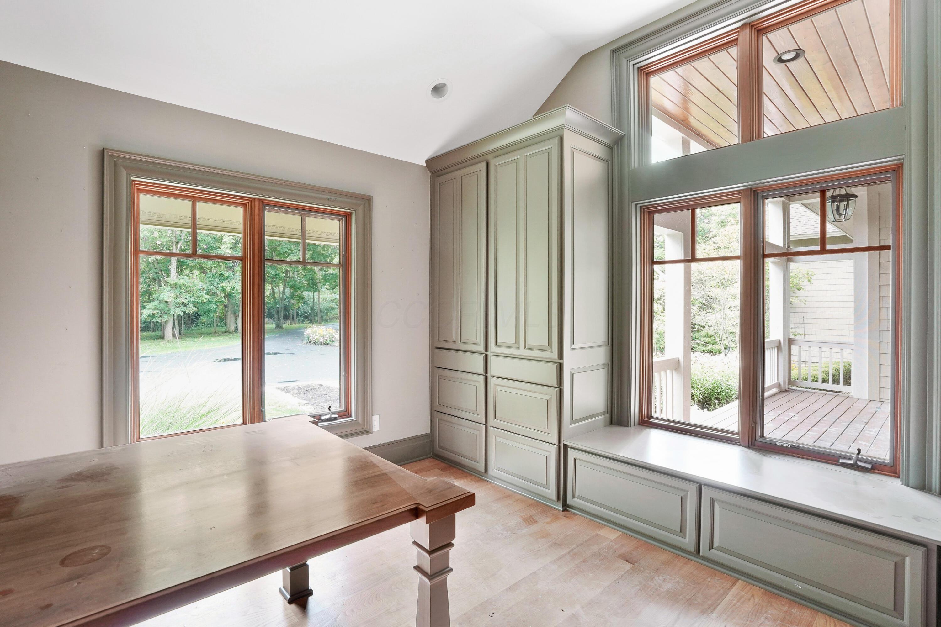 Dublin, Ohio, 43017, United States, 5 Bedrooms Bedrooms, ,6 BathroomsBathrooms,Residential,Active,2007028