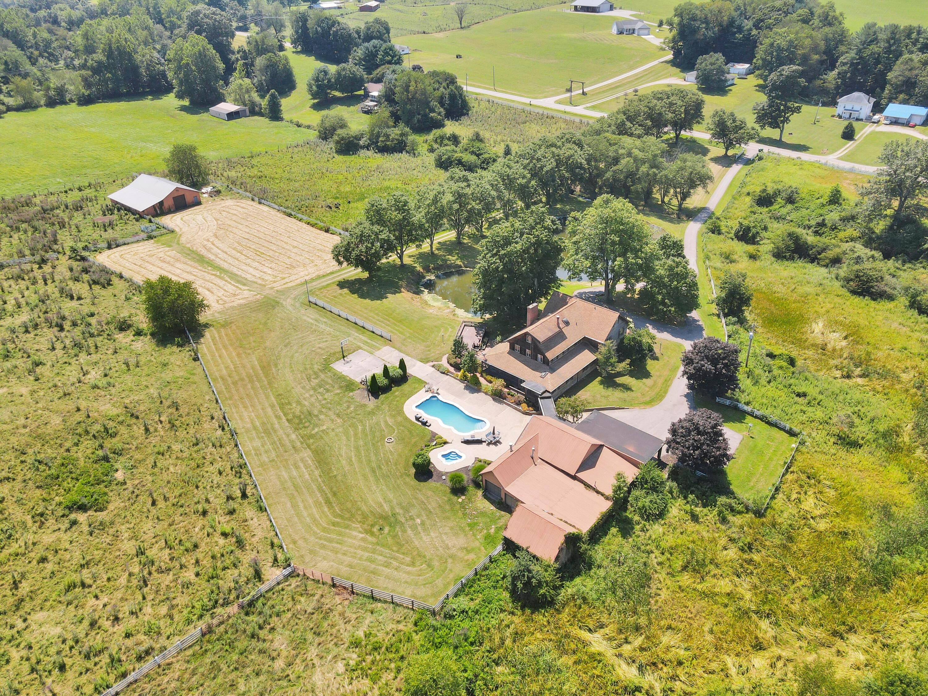 Newark, Ohio, 43055, United States, 5 Bedrooms Bedrooms, ,6 BathroomsBathrooms,Residential,Active,1909629