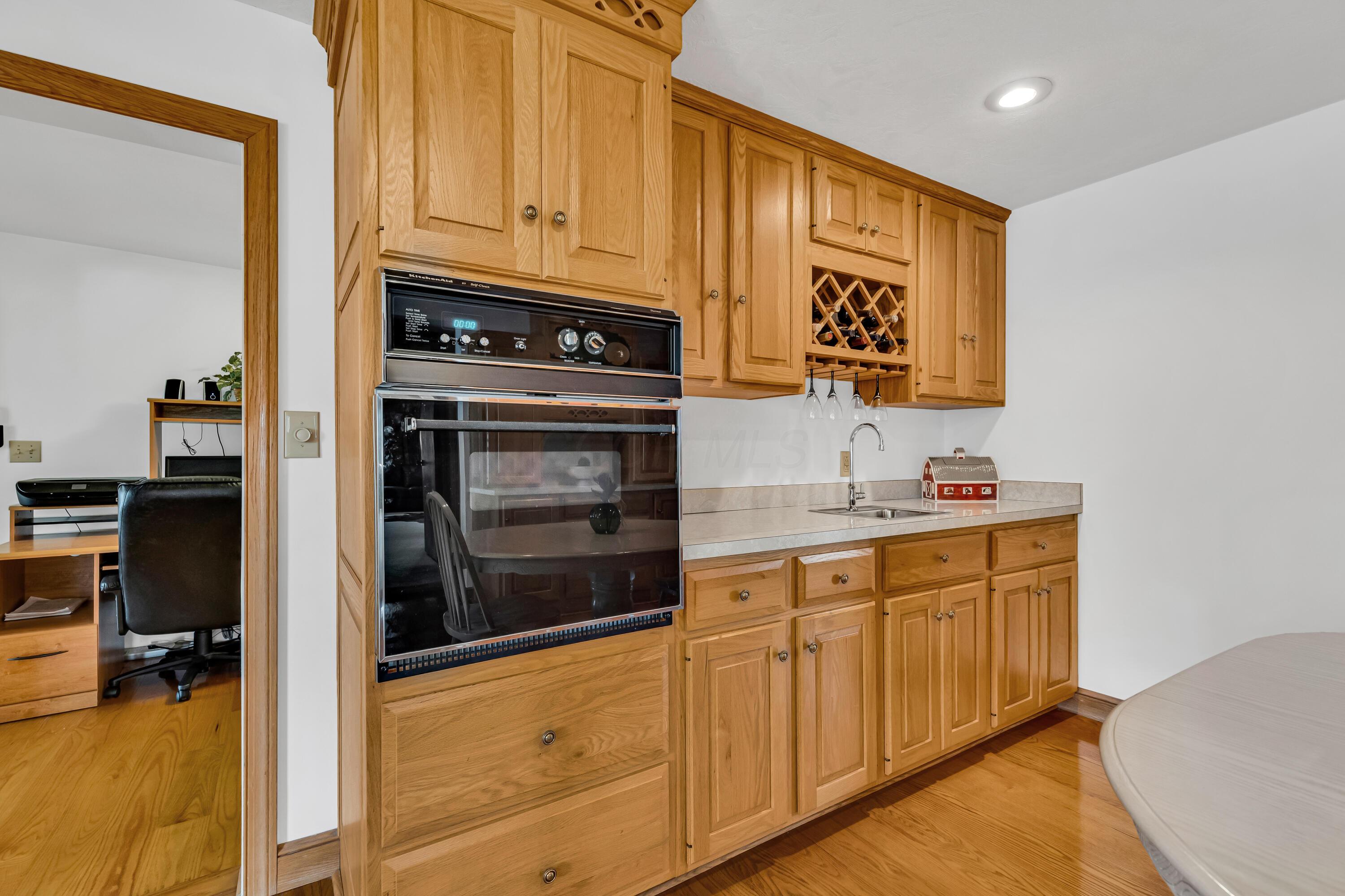 Centerburg, Ohio, 43011, United States, ,3 BathroomsBathrooms,Residential,Active,1853278