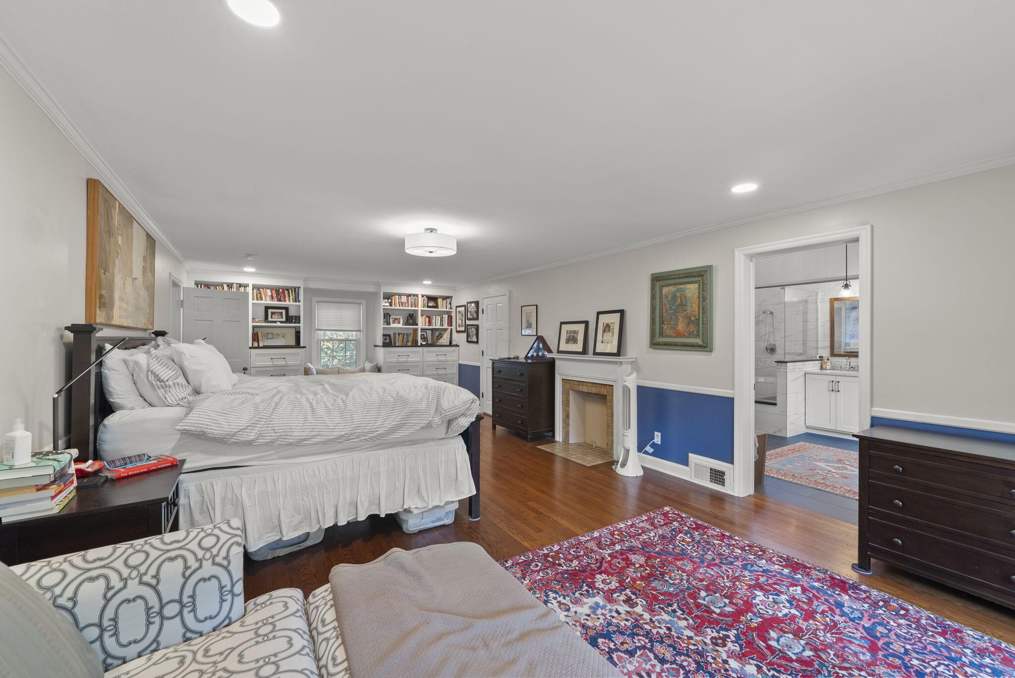 Columbus, Ohio, 43221, United States, 4 Bedrooms Bedrooms, ,5 BathroomsBathrooms,Residential,Active,1953422