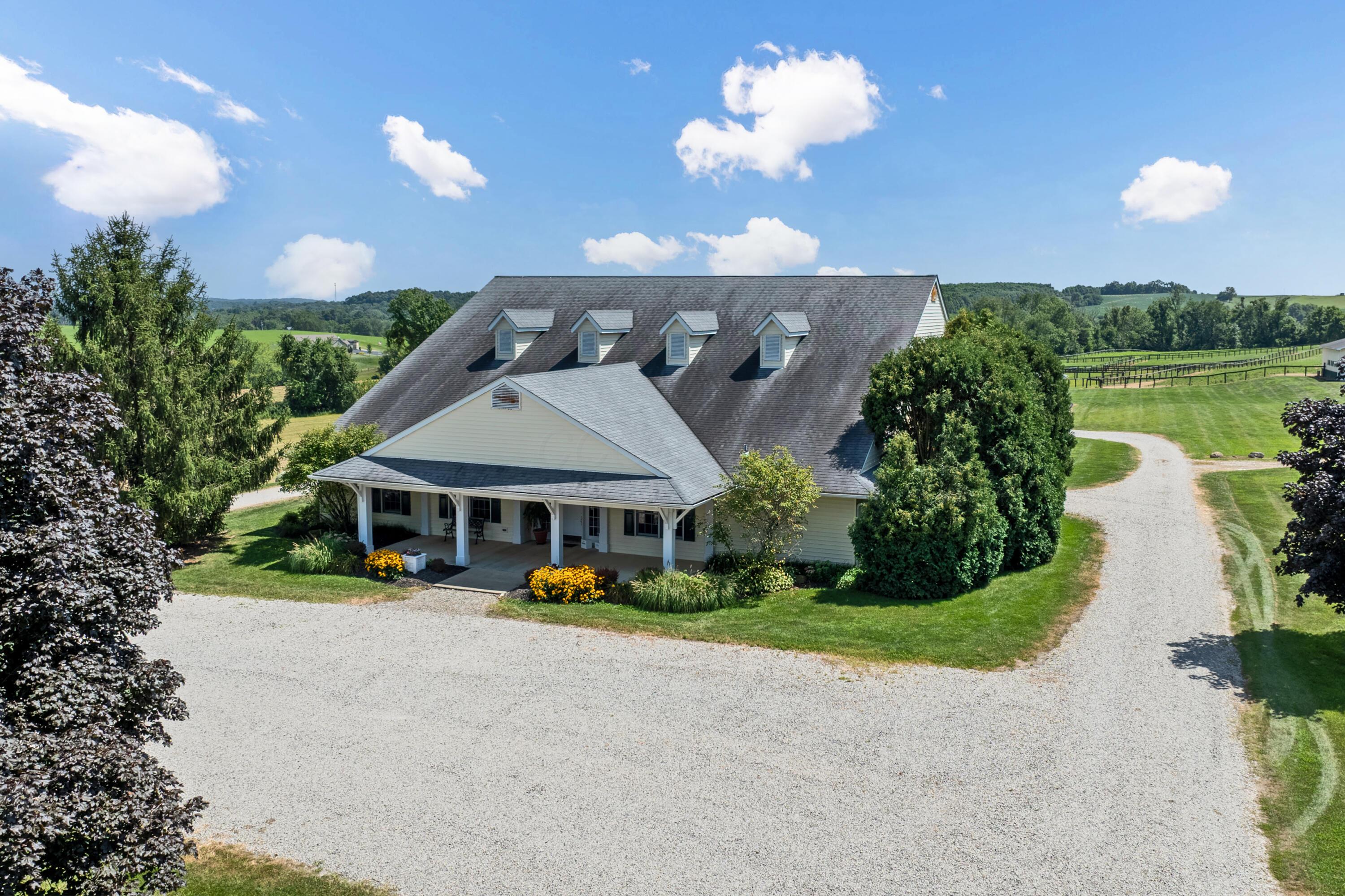 Lancaster, Ohio, 43130, United States, 4 Bedrooms Bedrooms, ,4 BathroomsBathrooms,Residential,Active,1910133