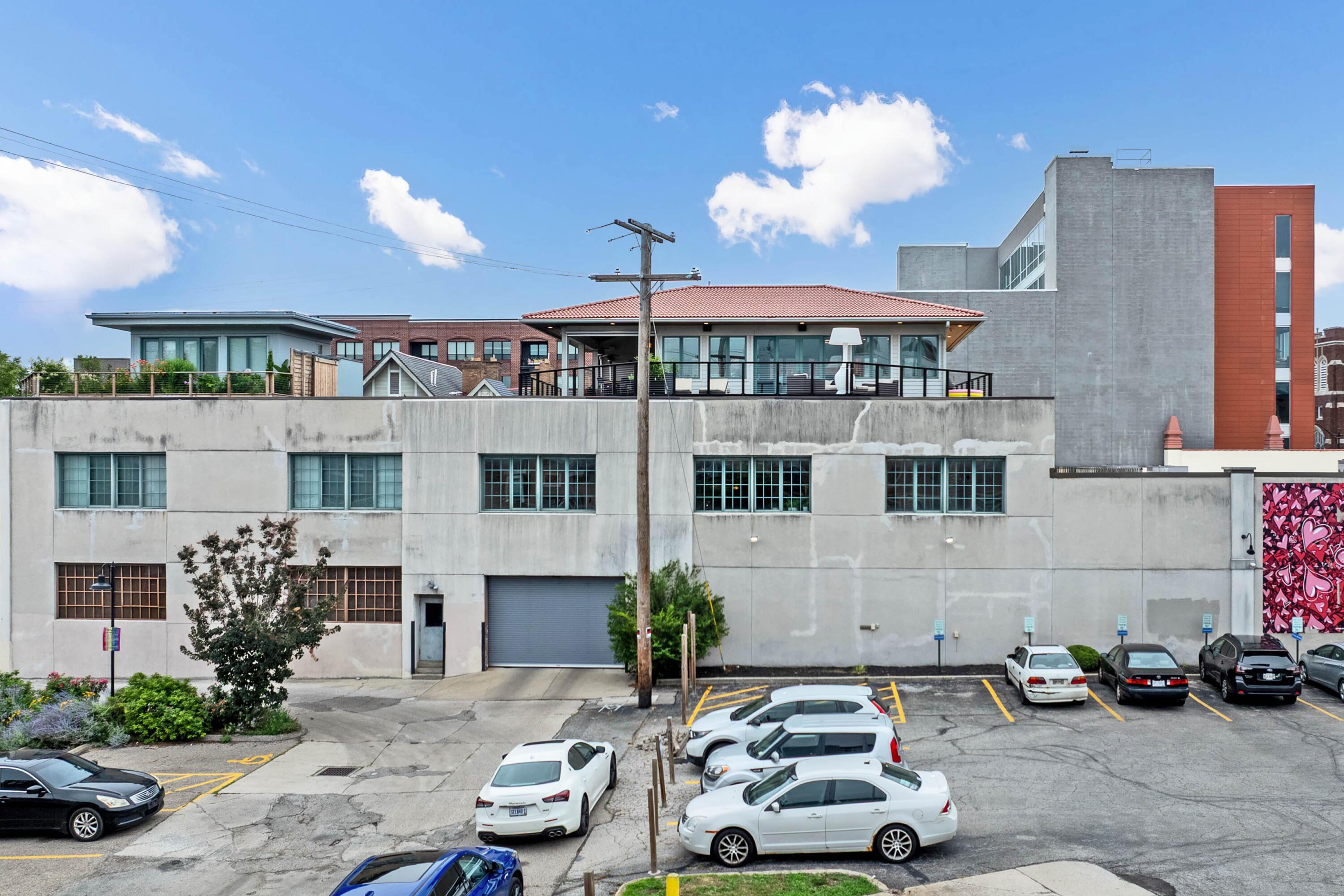 Columbus, Ohio, 43201, United States, 3 Bedrooms Bedrooms, ,5 BathroomsBathrooms,Residential,Active,1894778
