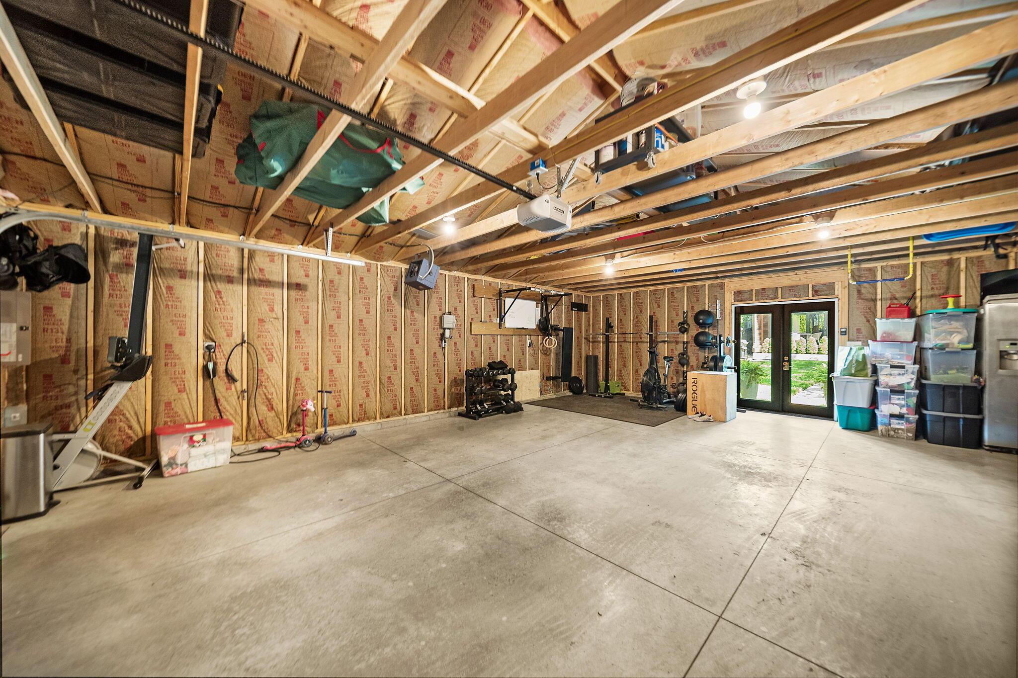 Columbus, Ohio, 43206, United States, 4 Bedrooms Bedrooms, ,4 BathroomsBathrooms,Residential,Active,1929688