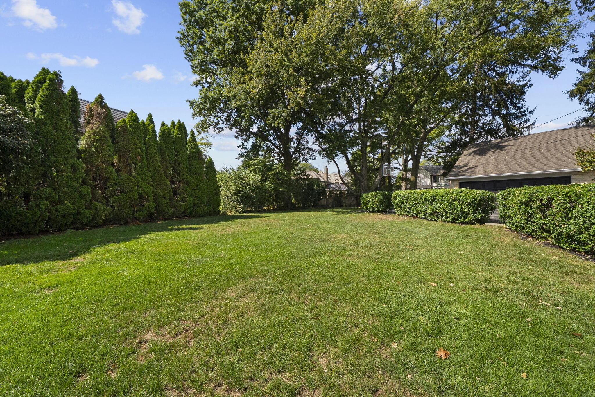 Columbus, Ohio, 43221, United States, 4 Bedrooms Bedrooms, ,5 BathroomsBathrooms,Residential,Active,1953422