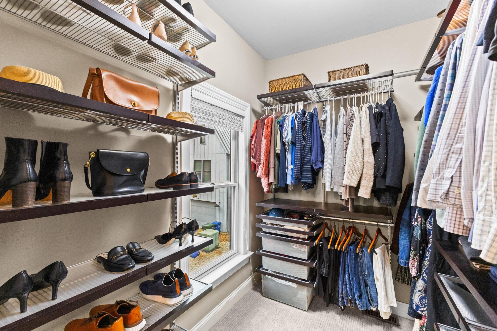 Columbus, Ohio, 43201, United States, 4 Bedrooms Bedrooms, ,4 BathroomsBathrooms,Residential,Active,2008741