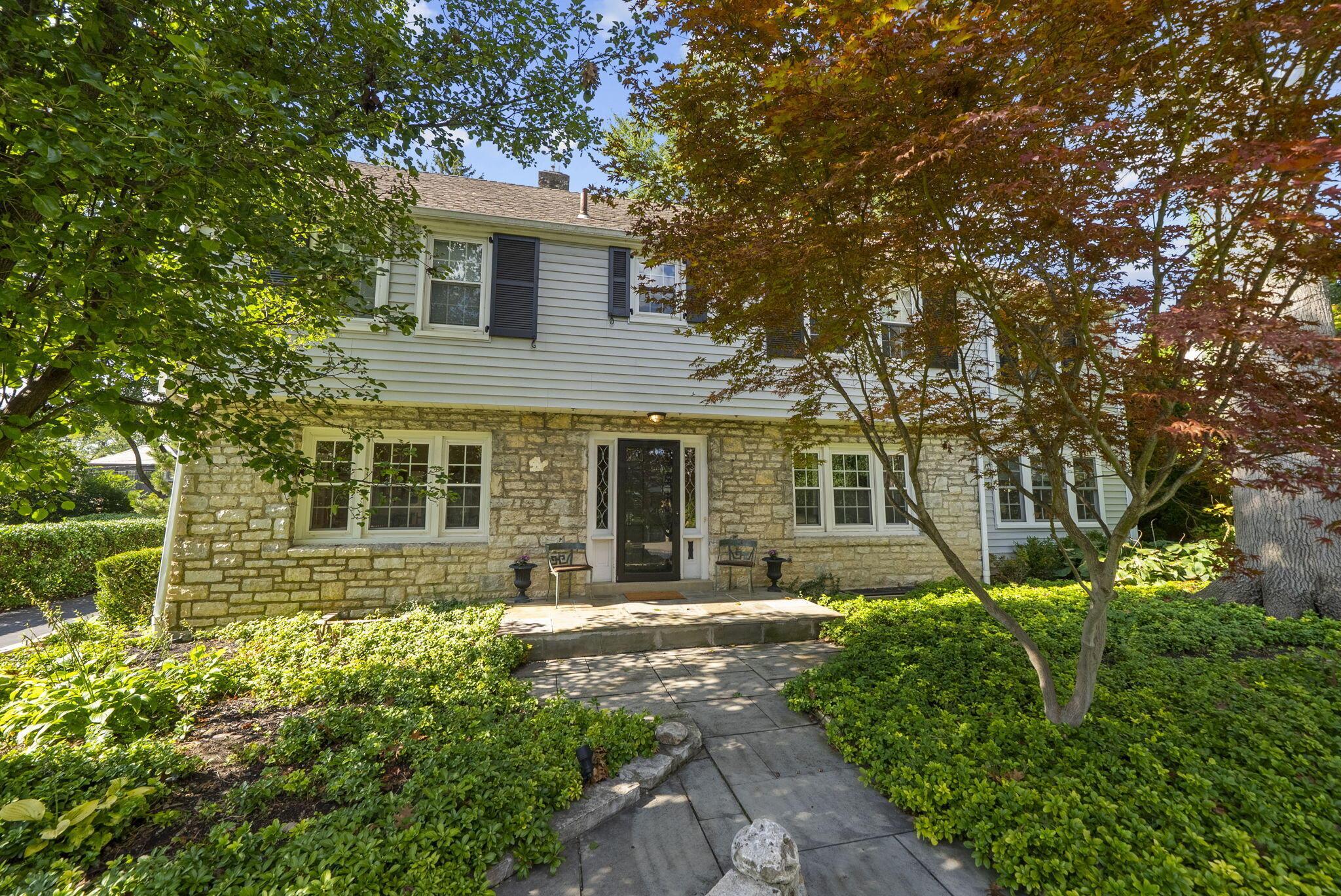 Columbus, Ohio, 43221, United States, 4 Bedrooms Bedrooms, ,5 BathroomsBathrooms,Residential,Active,1953422