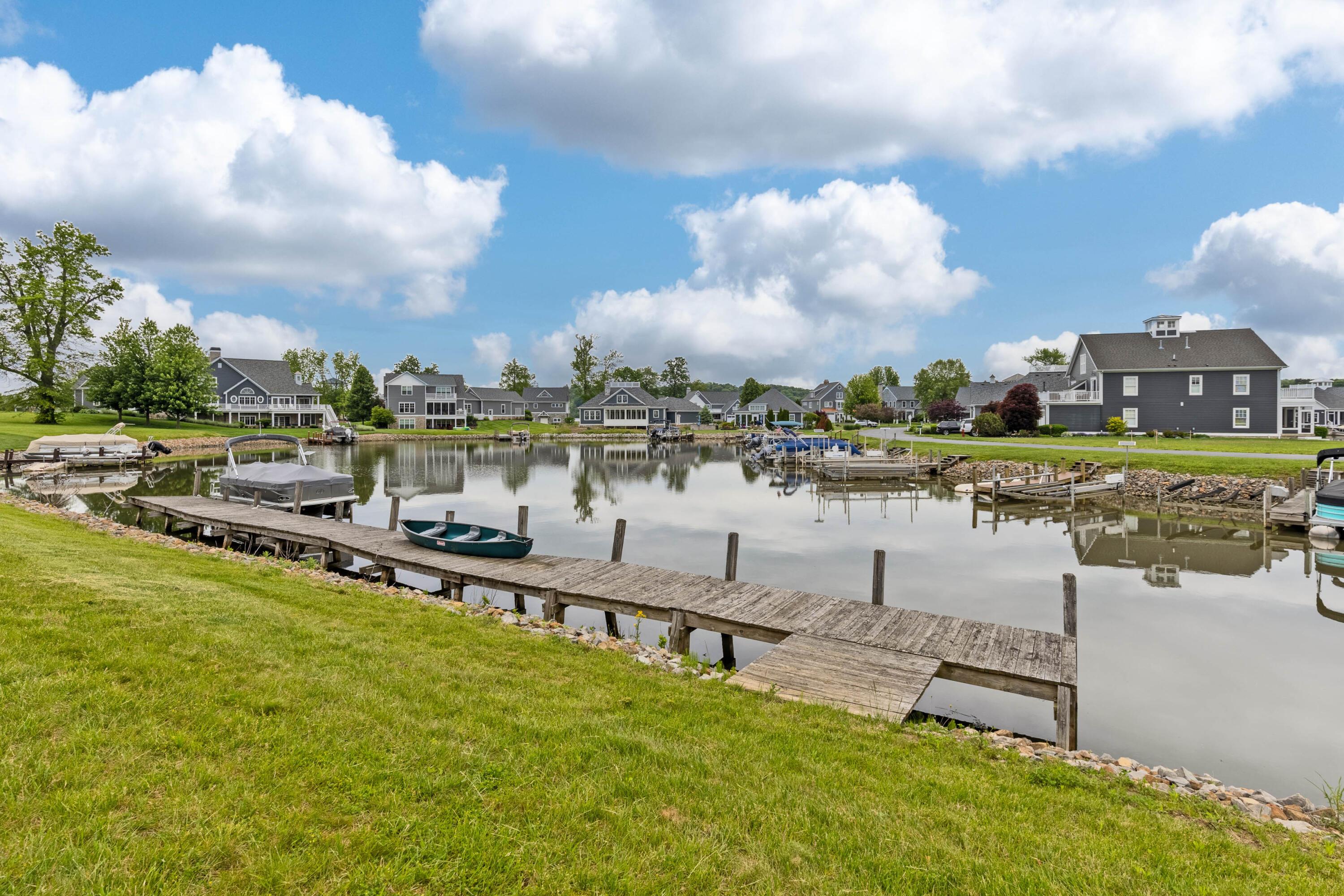 Thornville, Ohio, 43076, United States, 9 Bedrooms Bedrooms, ,7 BathroomsBathrooms,Residential,Active,1821951