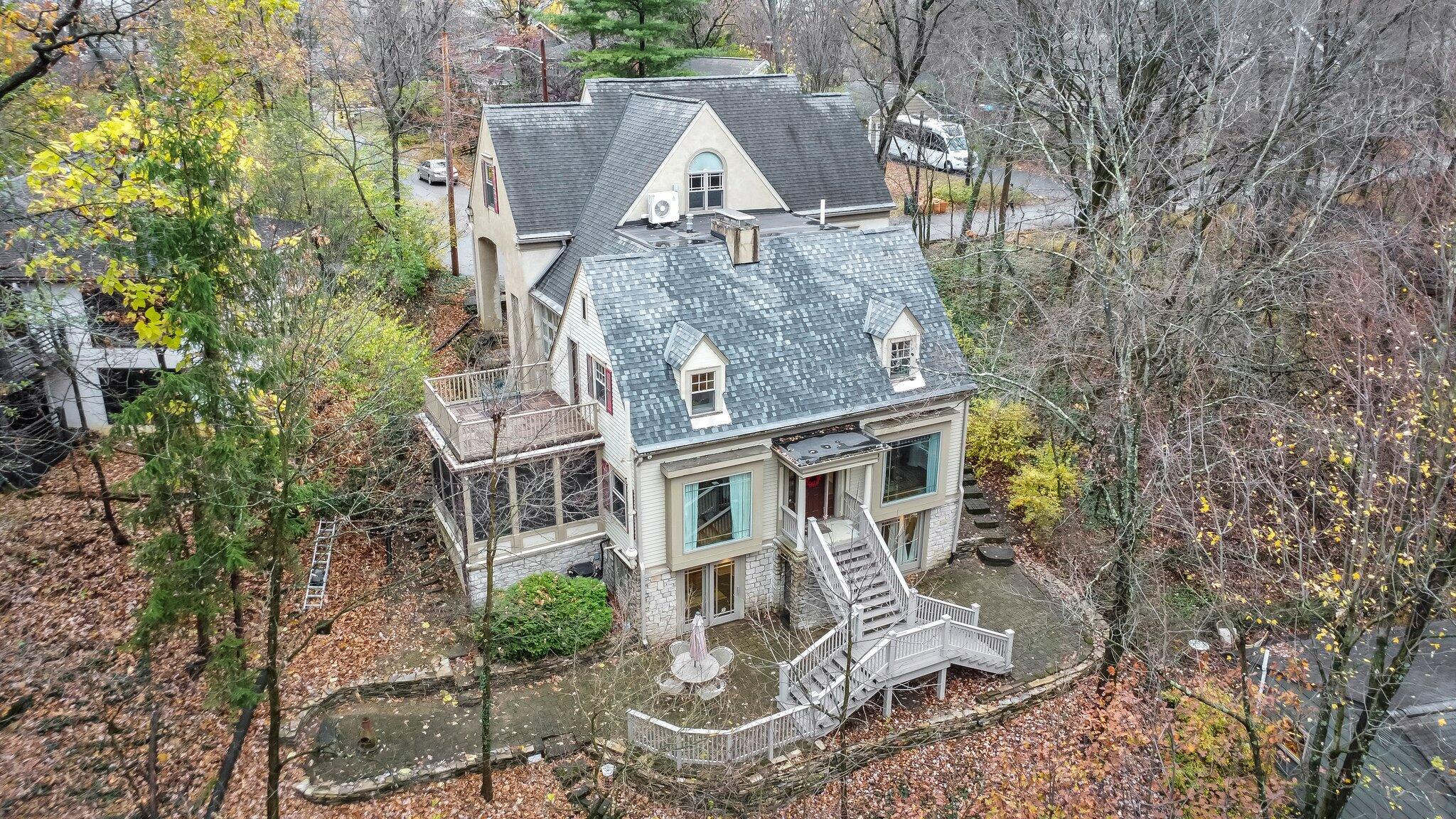 Columbus, Ohio, 43202, United States, 4 Bedrooms Bedrooms, ,4 BathroomsBathrooms,Residential,Active,1748765