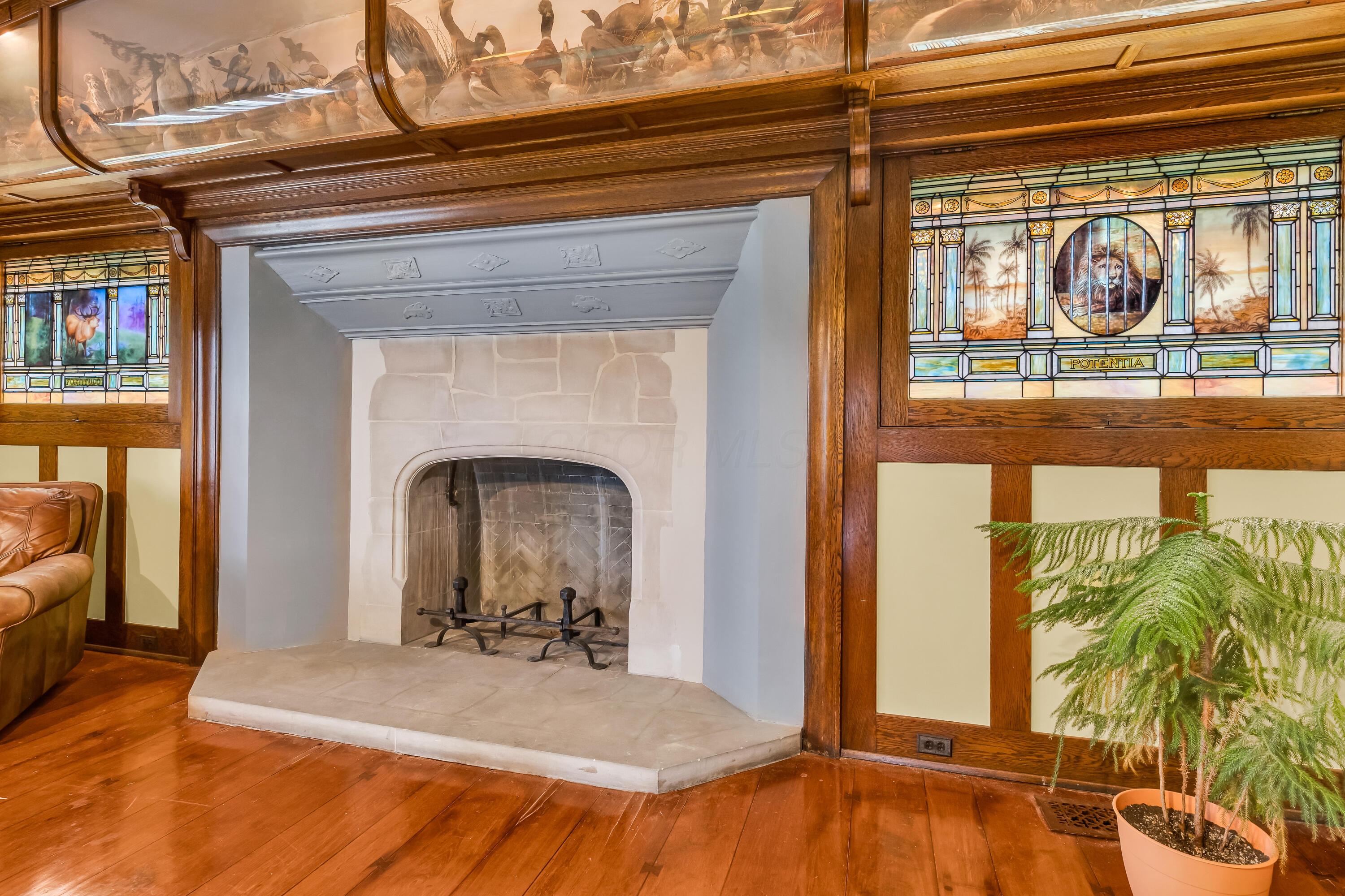 Thornville, Ohio, 43076, United States, 9 Bedrooms Bedrooms, ,7 BathroomsBathrooms,Residential,Active,1821951