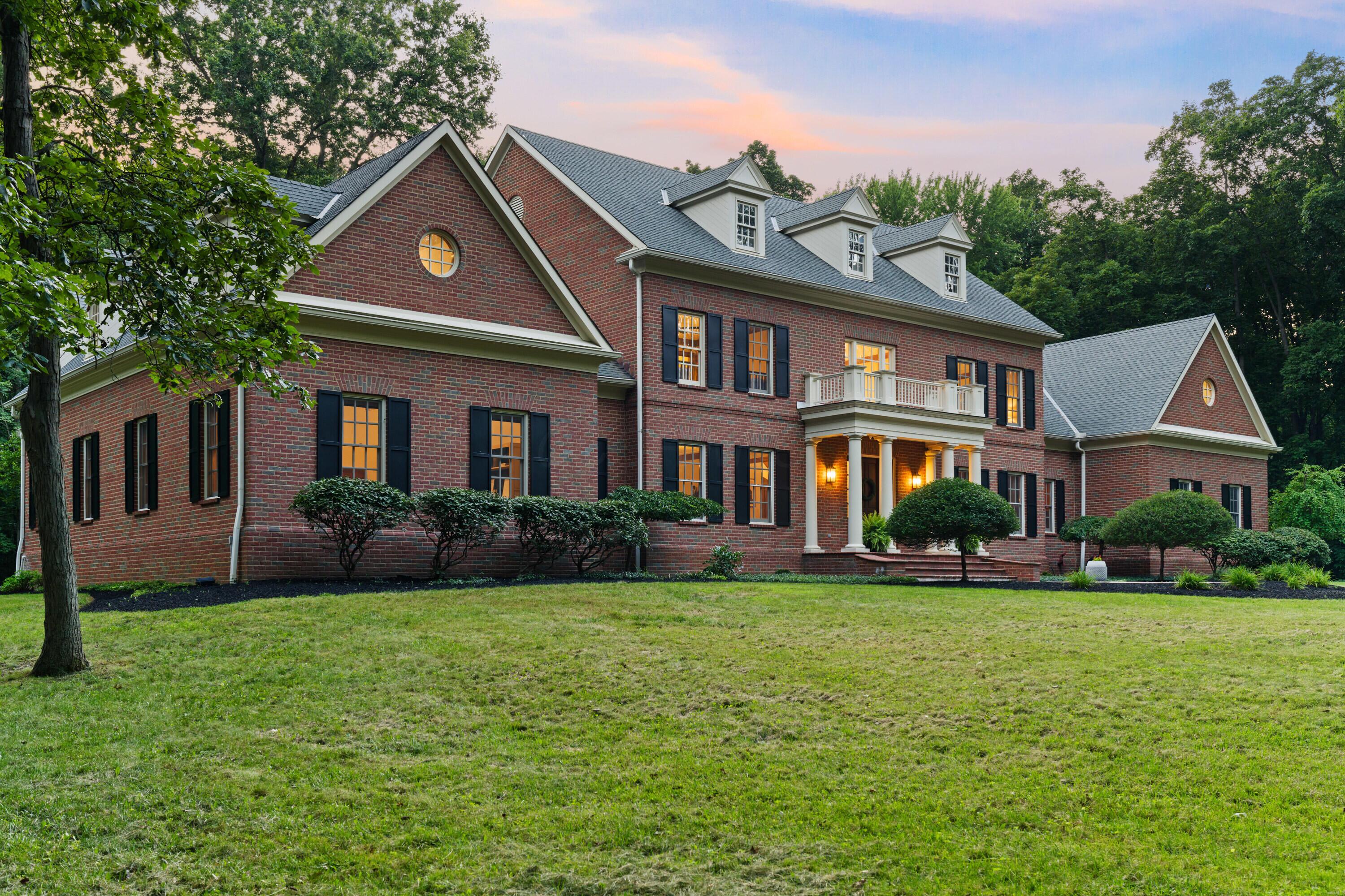 Sunbury, Ohio, 43074, United States, 5 Bedrooms Bedrooms, ,7 BathroomsBathrooms,Residential,Active,1912834