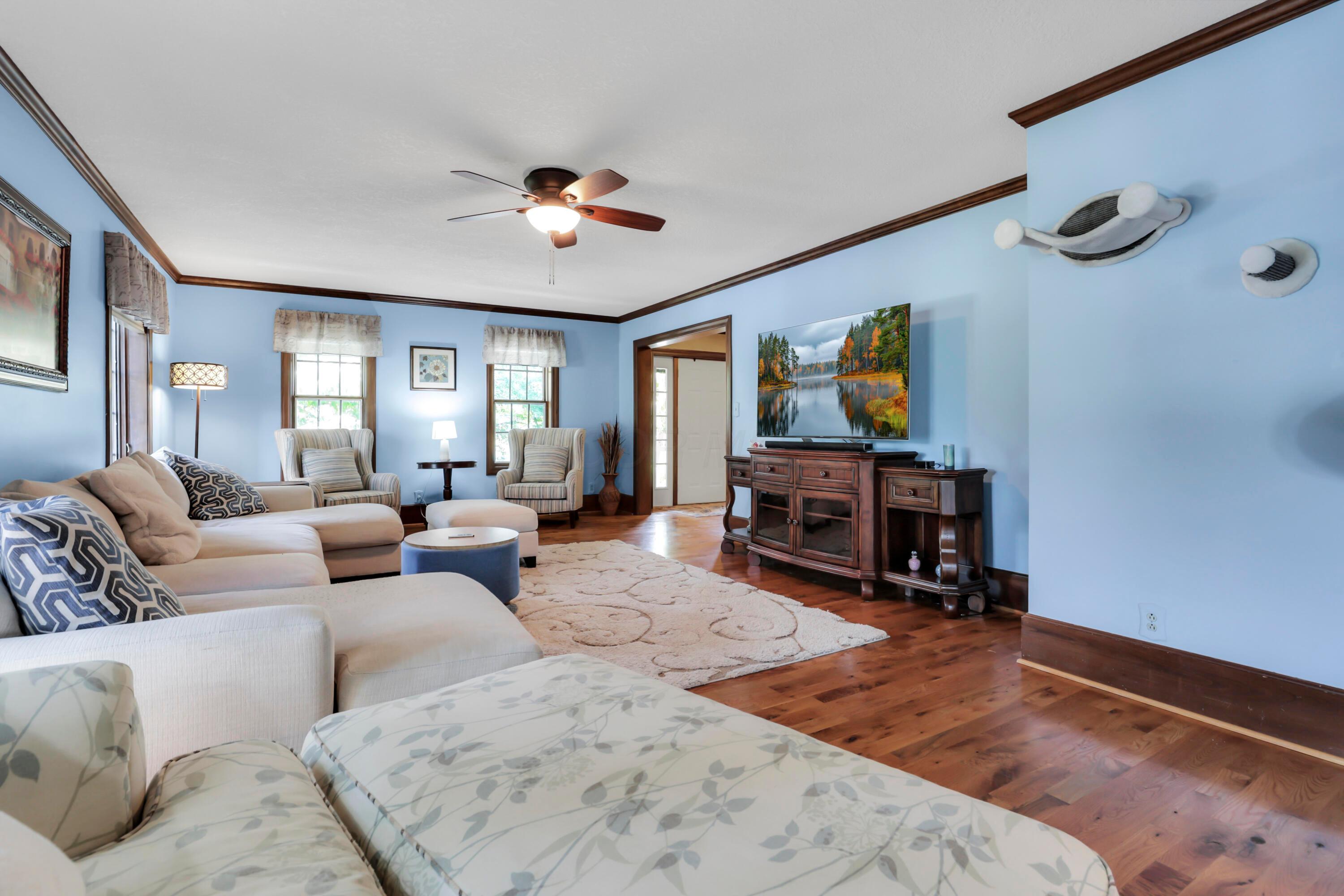 Newark, Ohio, 43055, United States, 5 Bedrooms Bedrooms, ,6 BathroomsBathrooms,Residential,Active,1909629