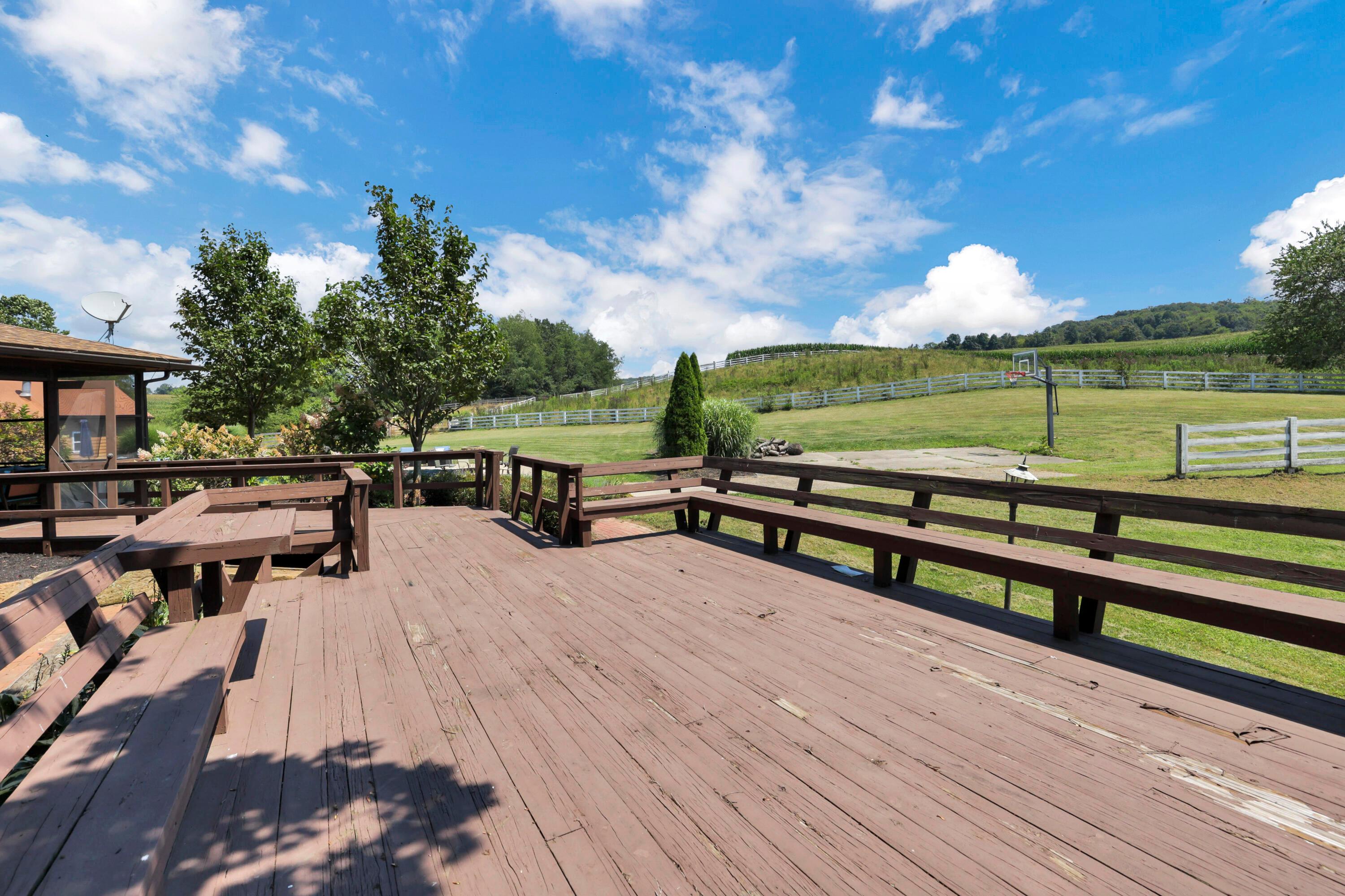 Newark, Ohio, 43055, United States, 5 Bedrooms Bedrooms, ,6 BathroomsBathrooms,Residential,Active,1909629