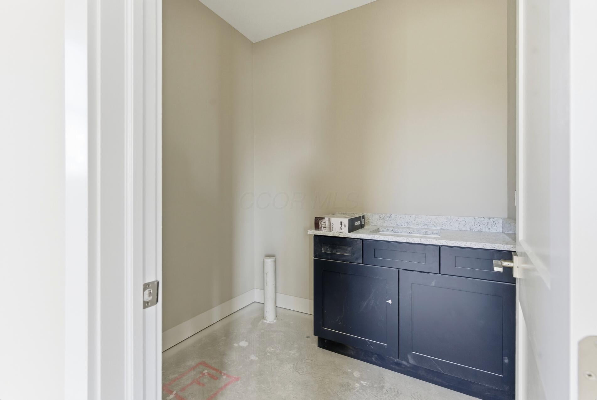 Dublin, Ohio, 43016, United States, 4 Bedrooms Bedrooms, ,5 BathroomsBathrooms,Residential,Active,1945857