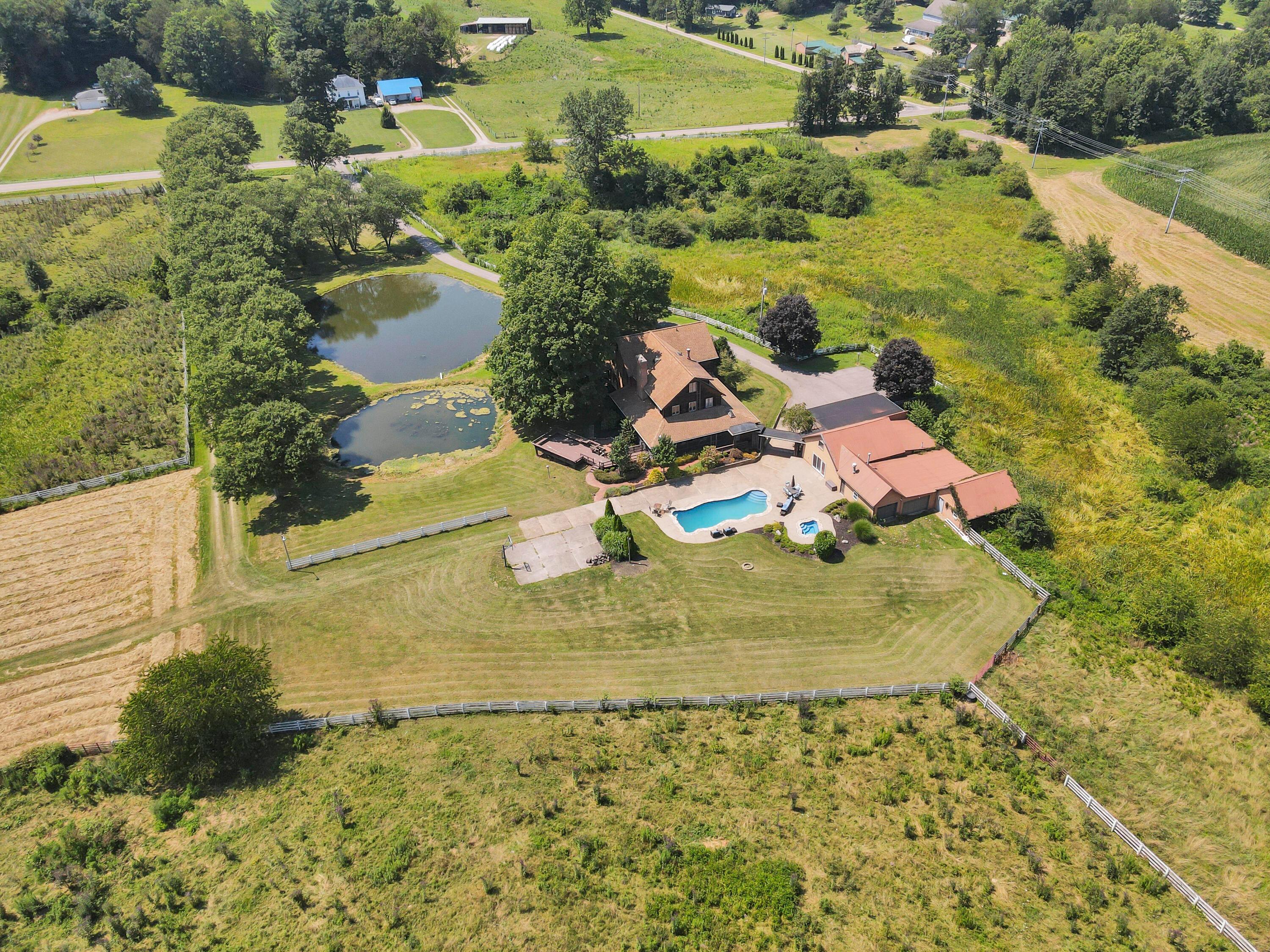 Newark, Ohio, 43055, United States, 5 Bedrooms Bedrooms, ,6 BathroomsBathrooms,Residential,Active,1909629